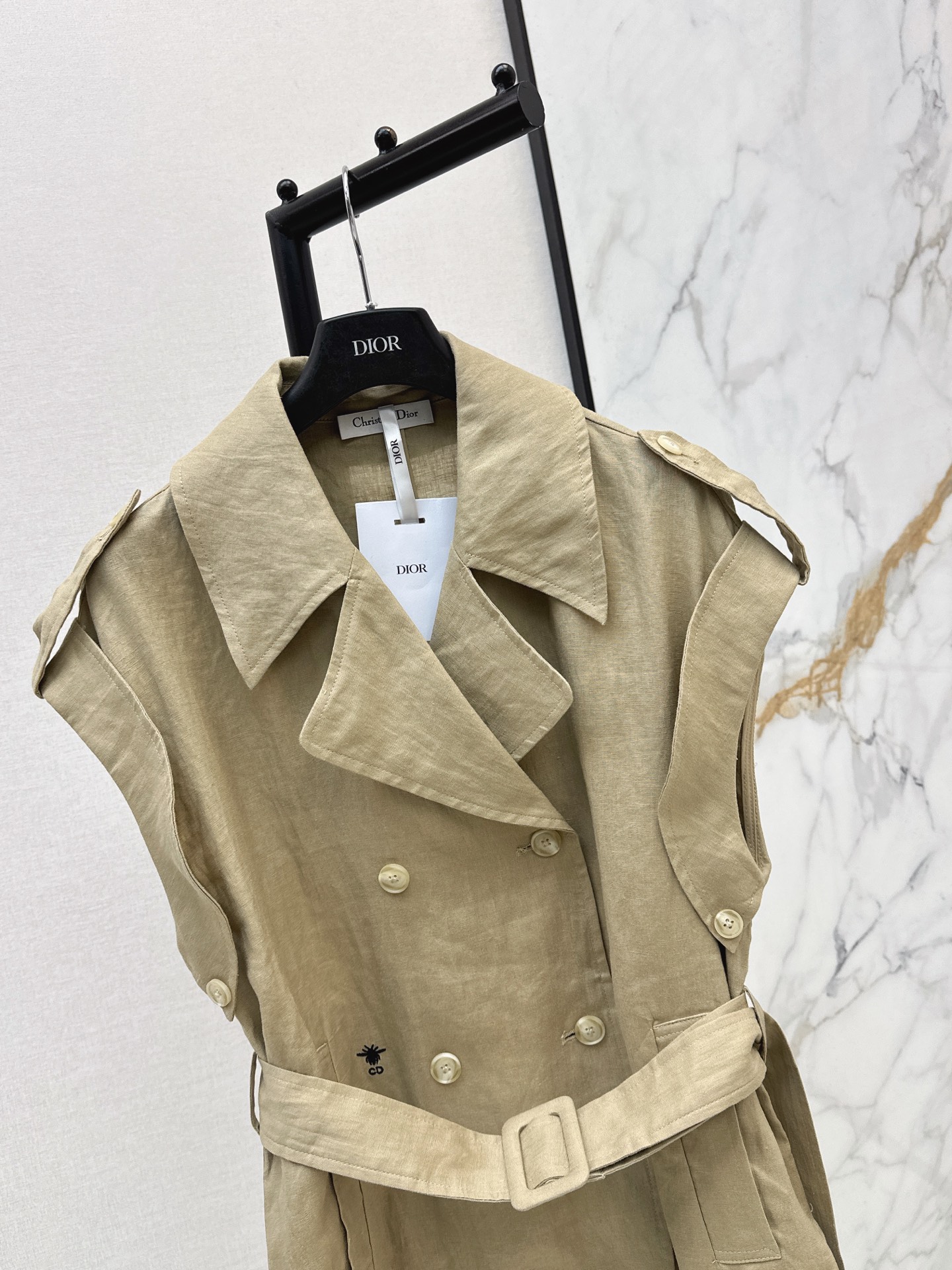 CD 26ss sleeveless belted shirt
