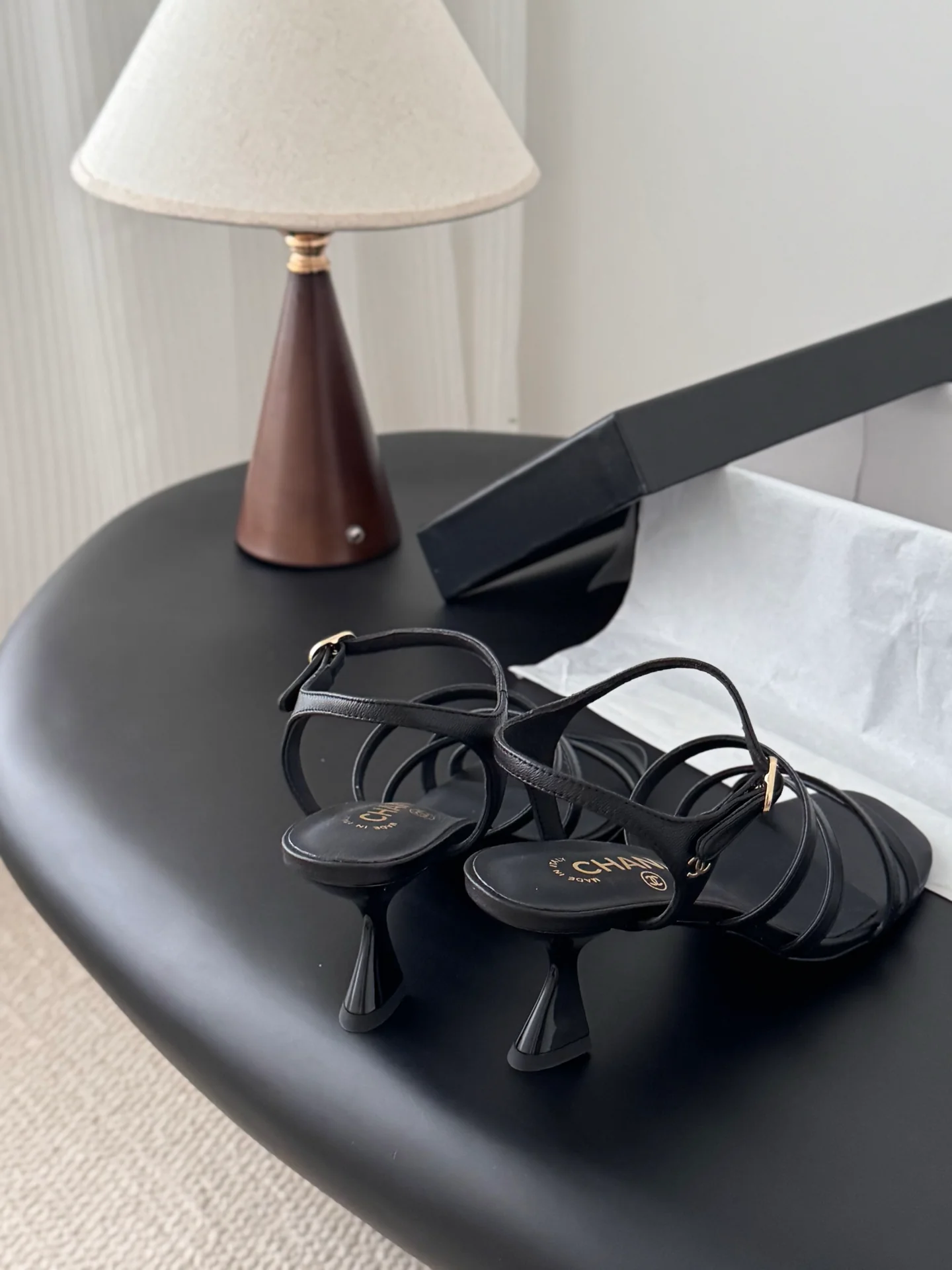 Chan 25fw kitten sandals