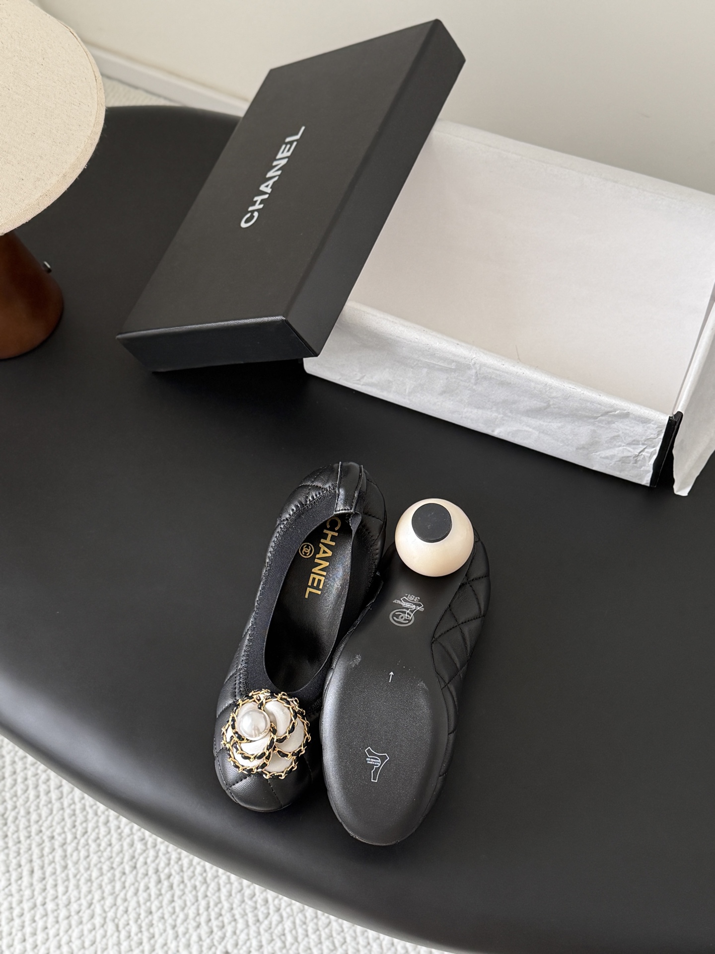 Chan 26ss camellia pumps