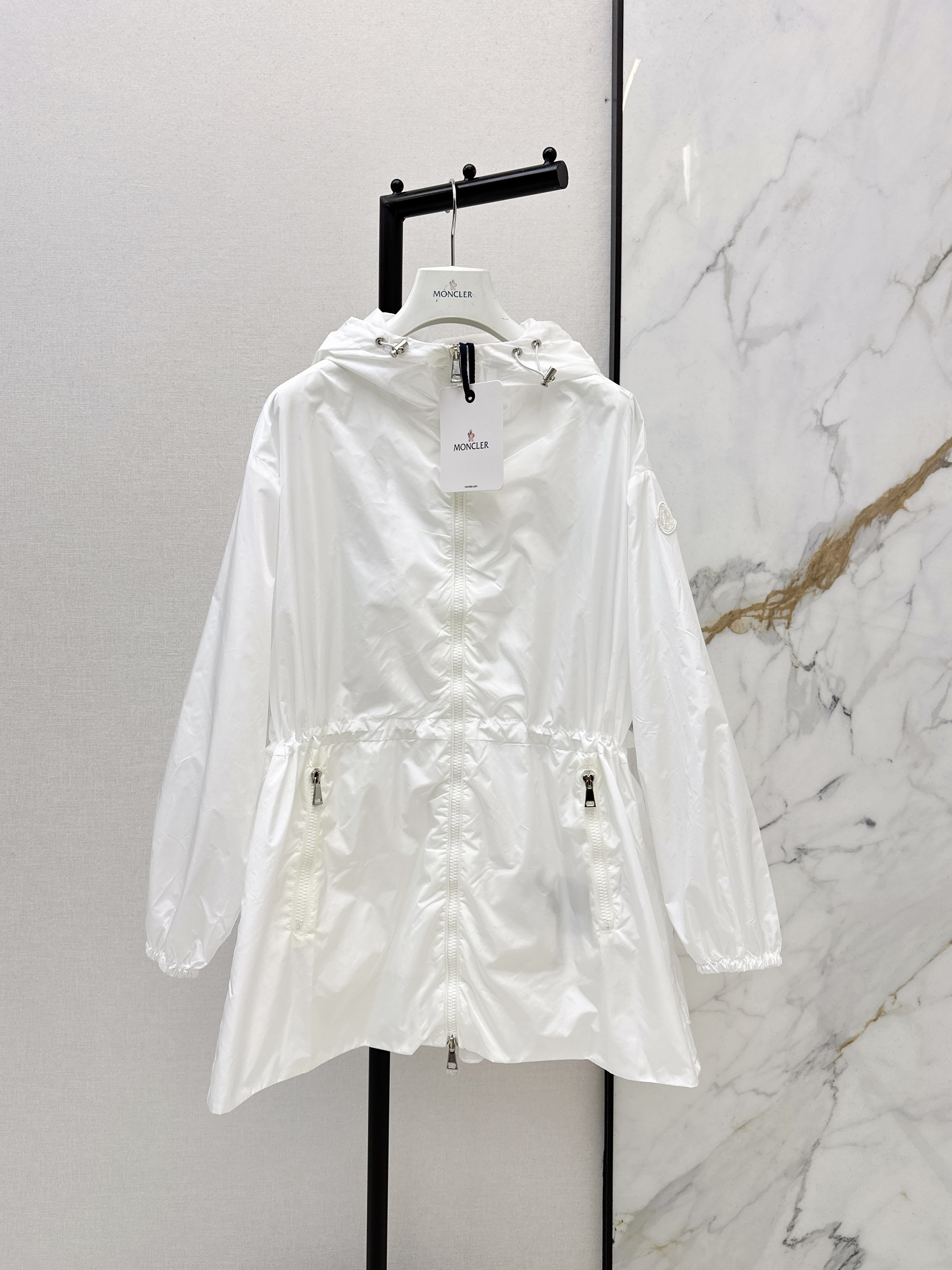 Monc 26ss trench coats