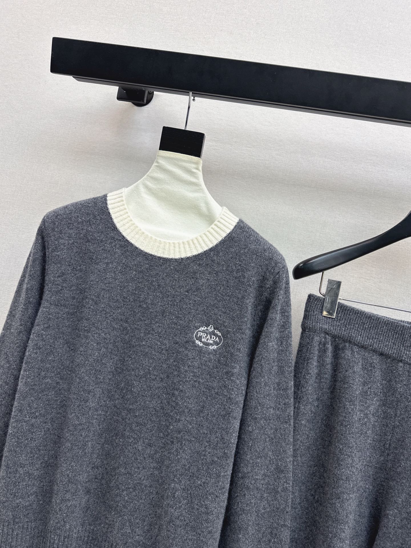 Prad 25fw wool sweater +wide-leg pants outfit set