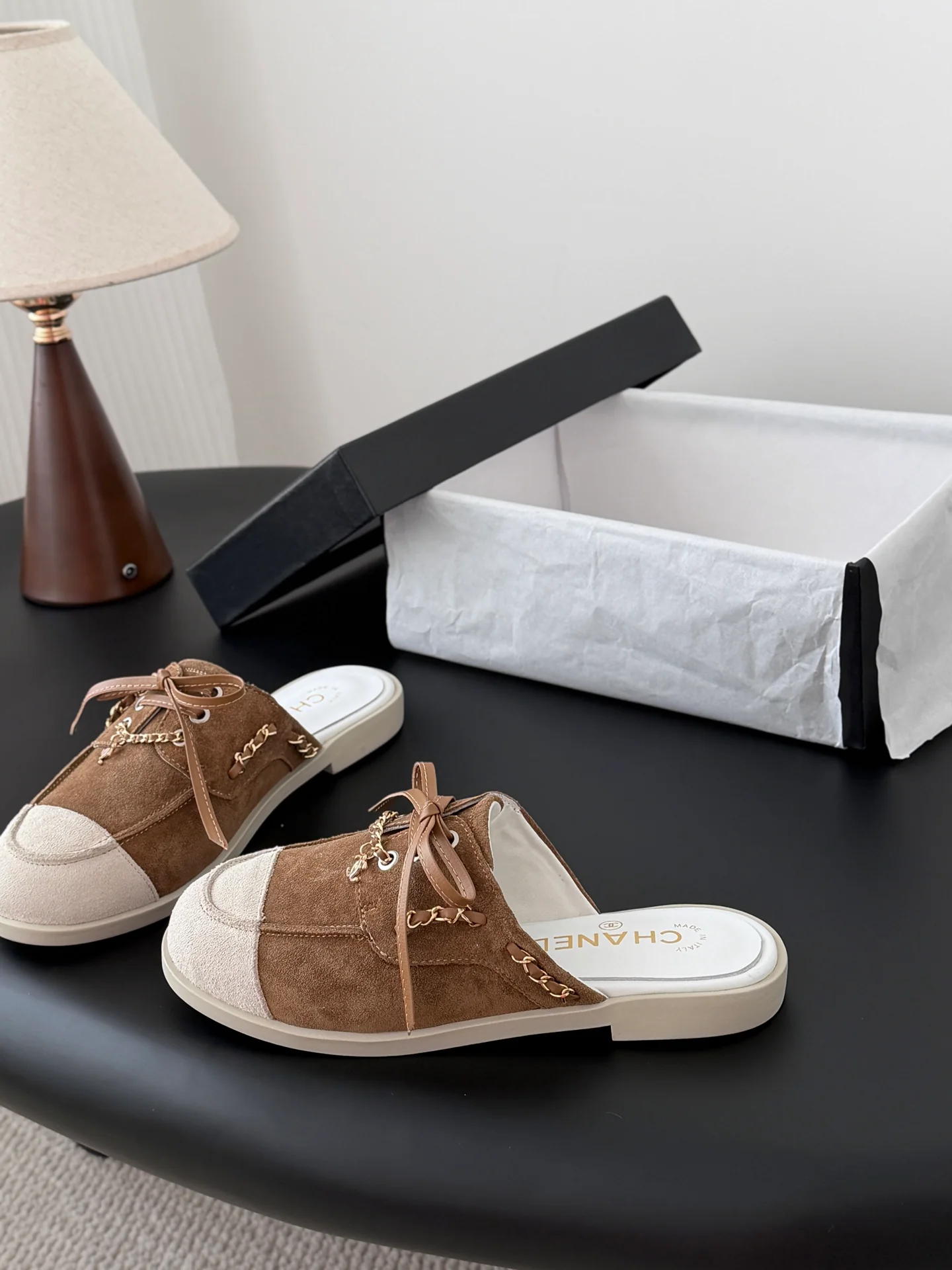 Chan 26ss slip-on shoes