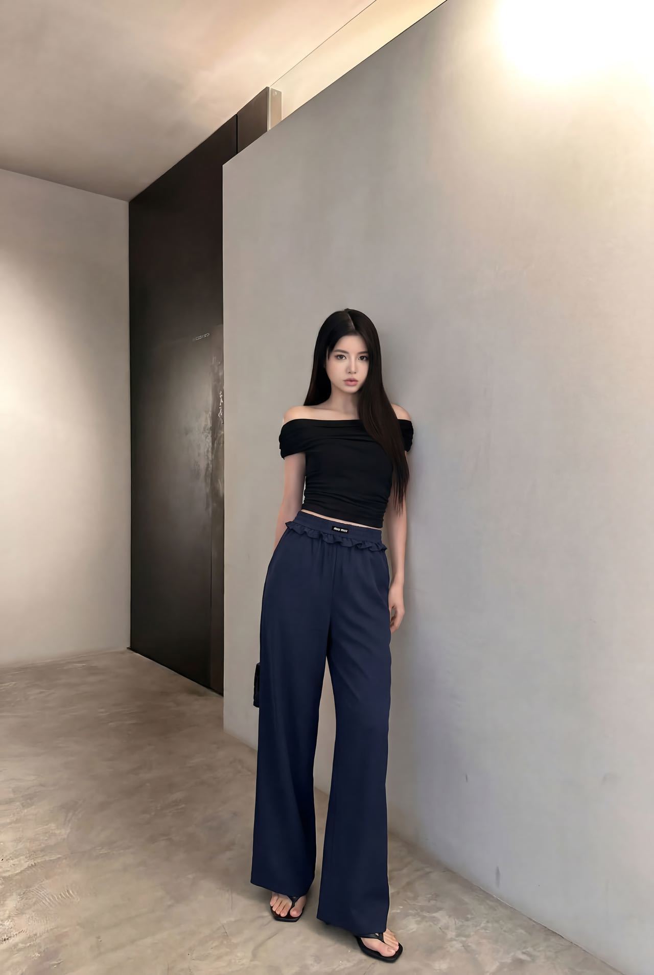 Miu 26SS Elastic-Waist Wide-Leg Pants