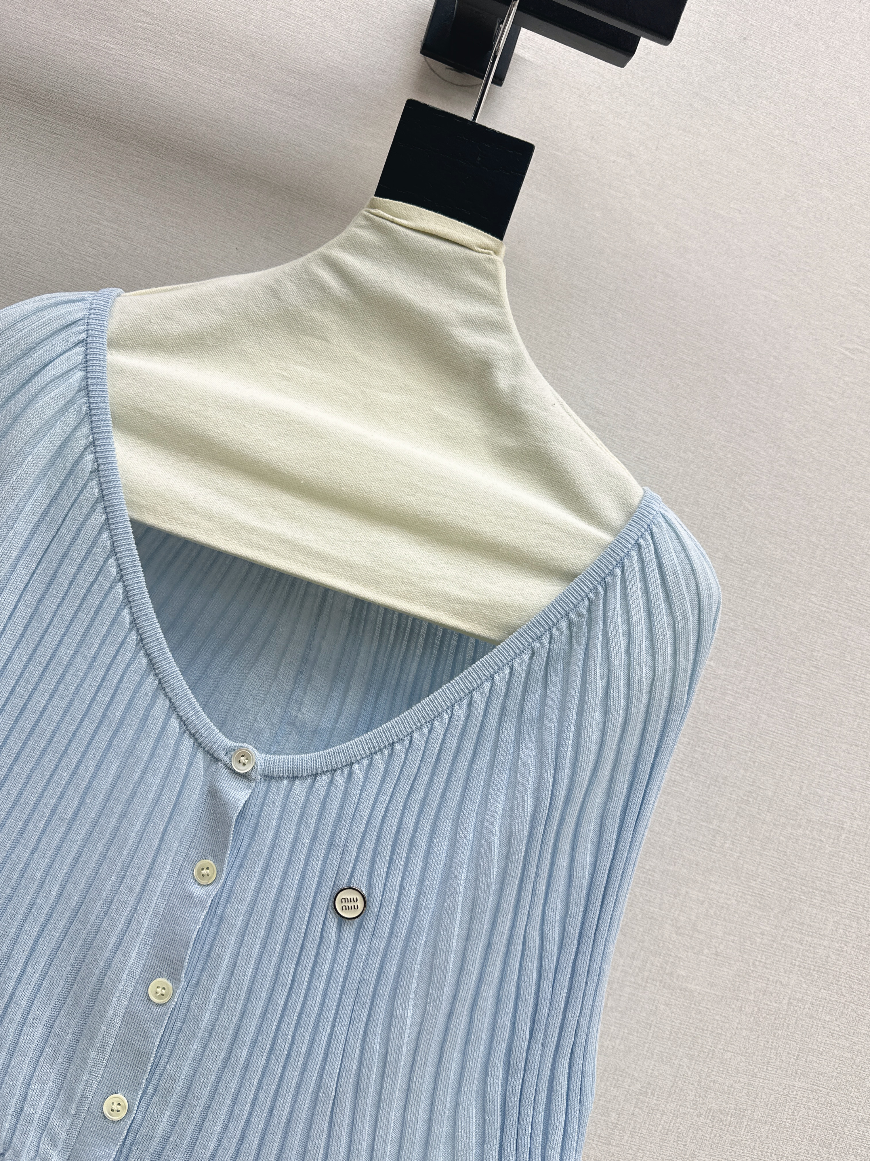 Miu 26SS Knit Cardigan Top