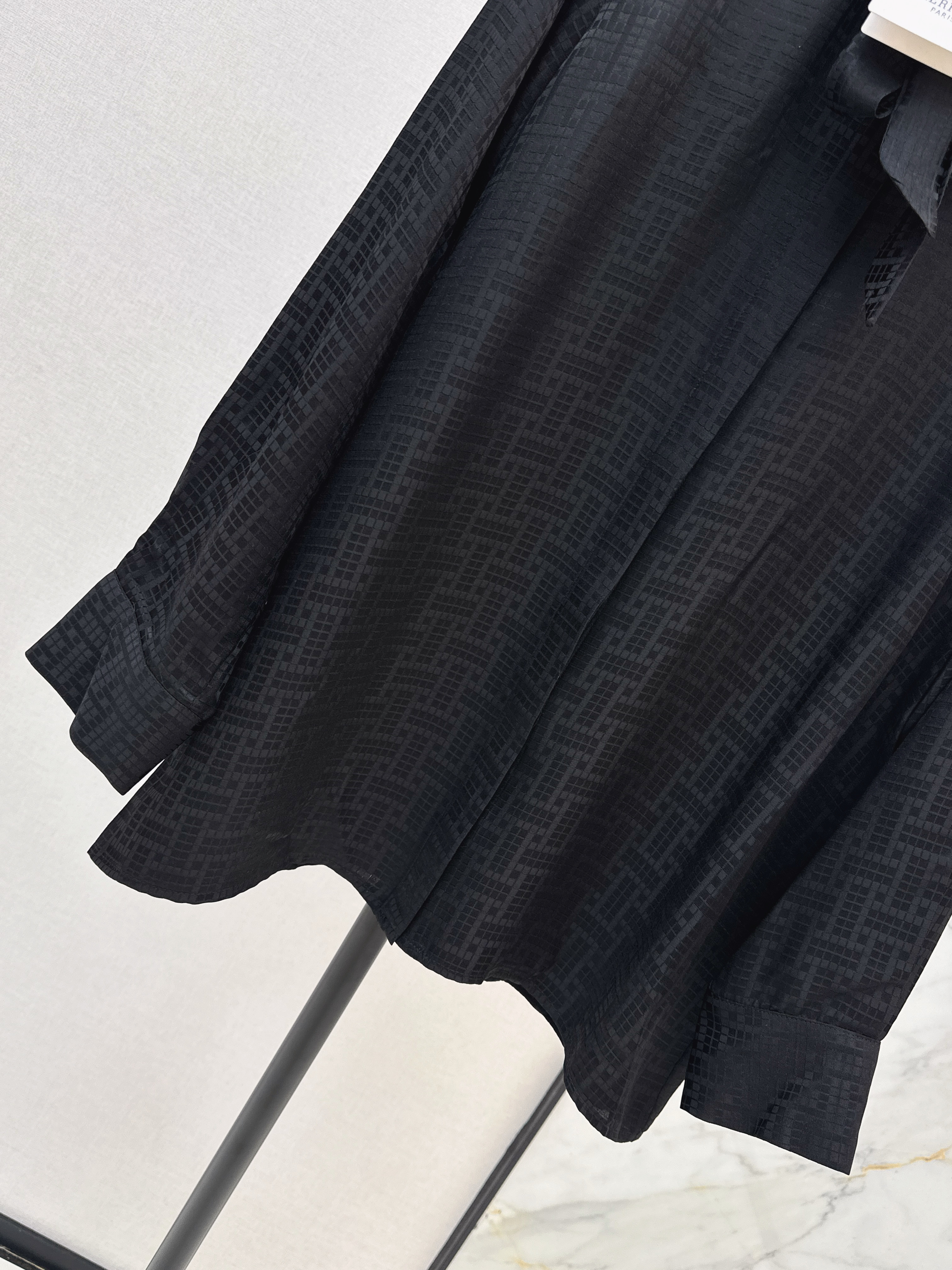 Her 26ss jacquard silk shirt