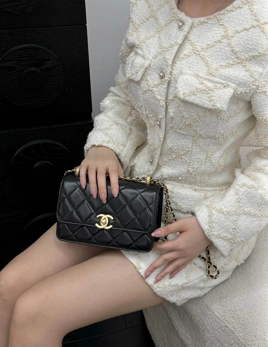 Chan 25S chain shoulder bag