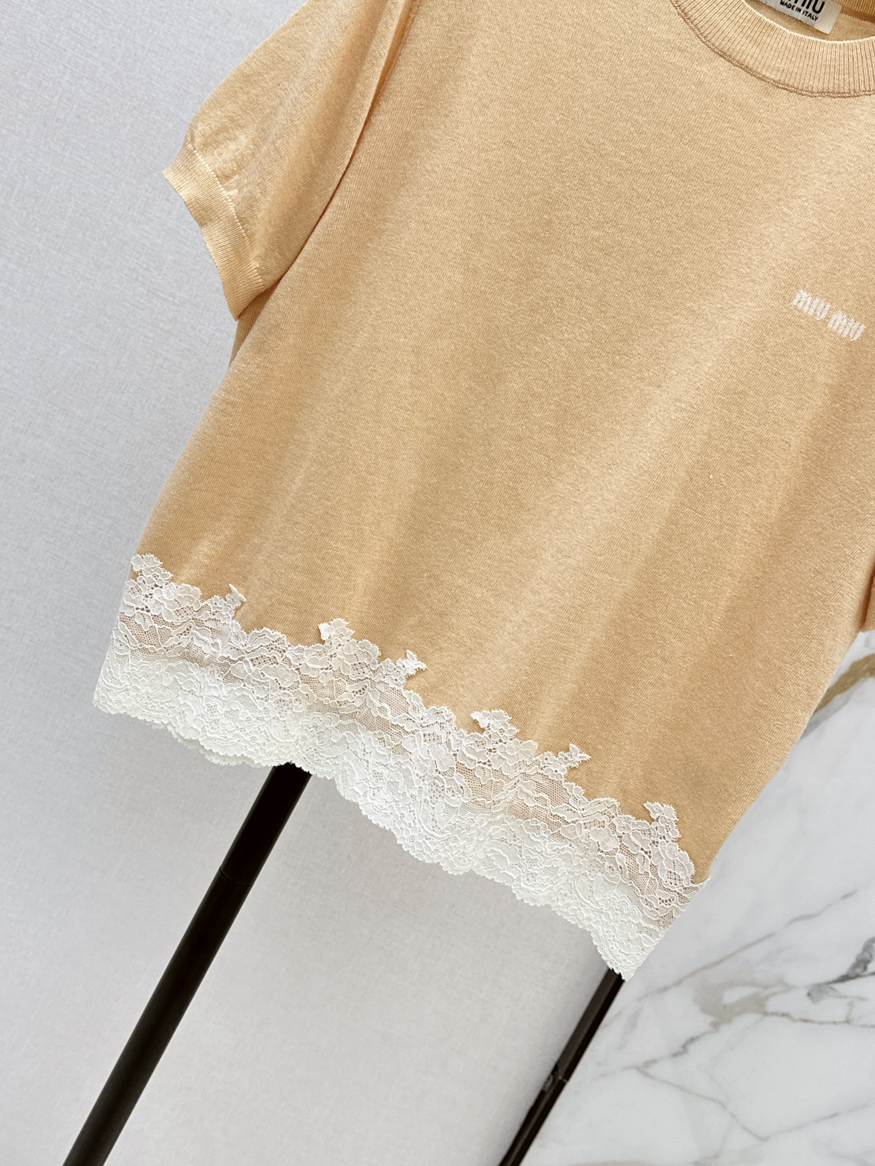 Miu 26ss contract lace knitwear