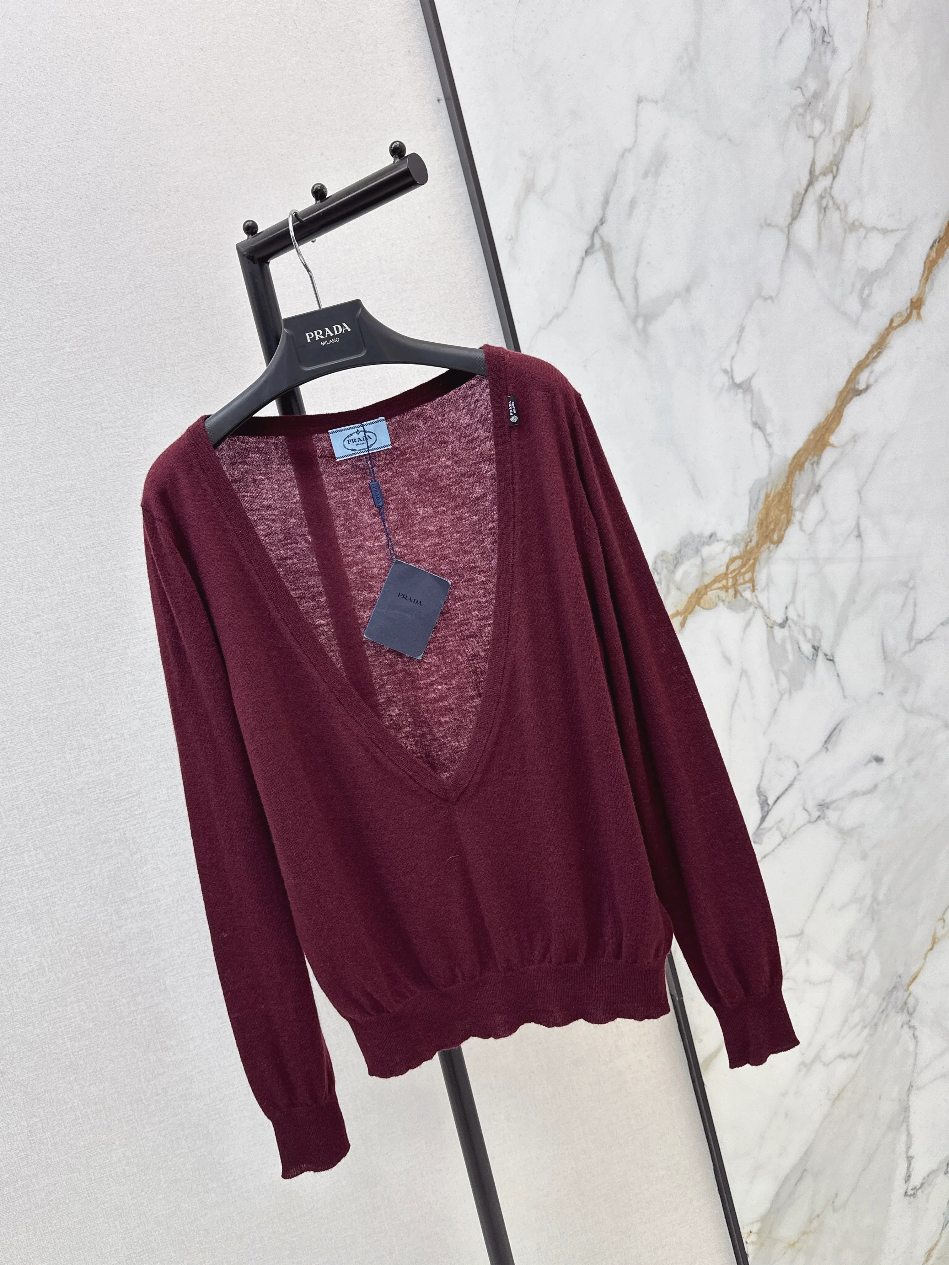 Prad 26ss v-neck cashmere sweater