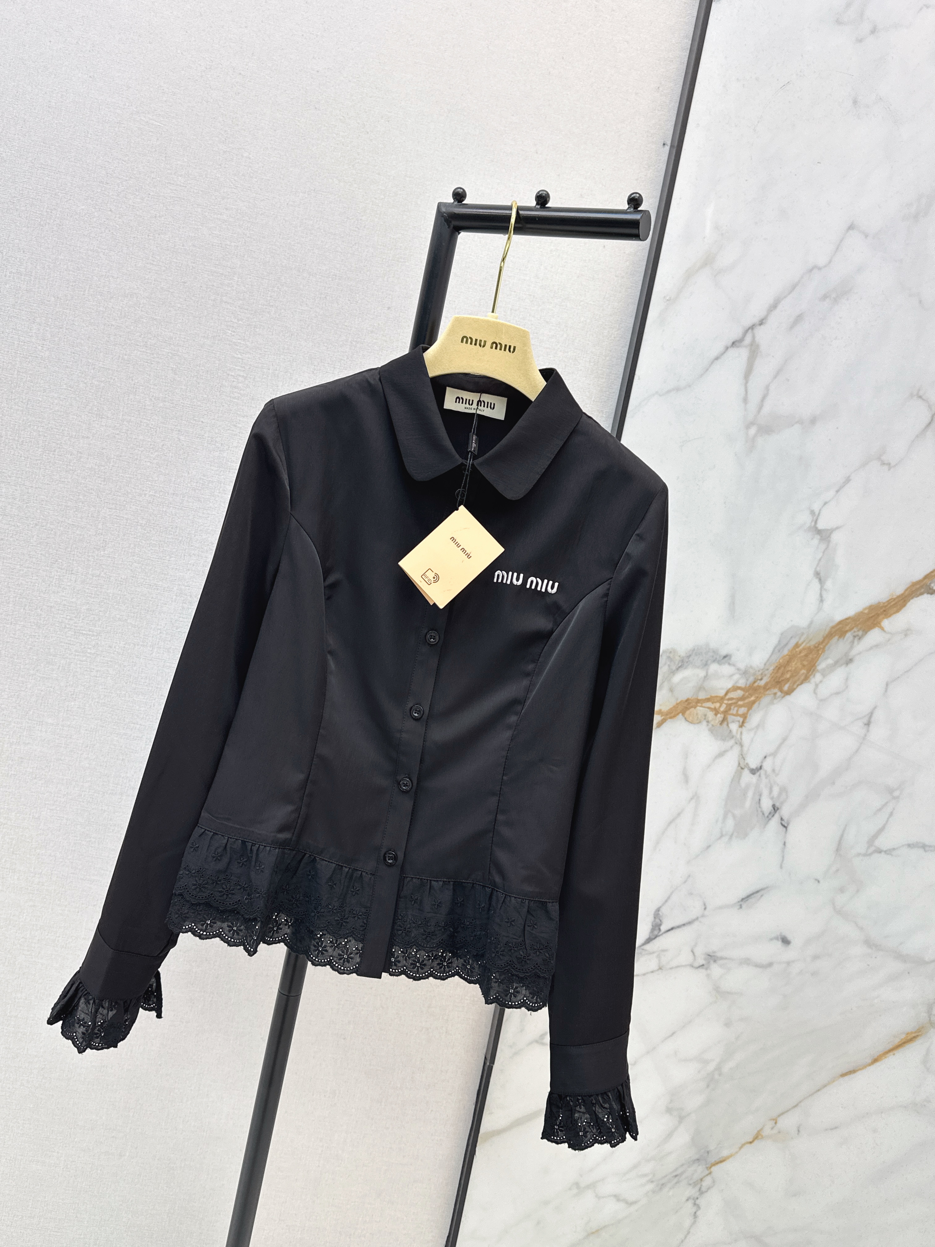 Miu 26ss lace contract shirts