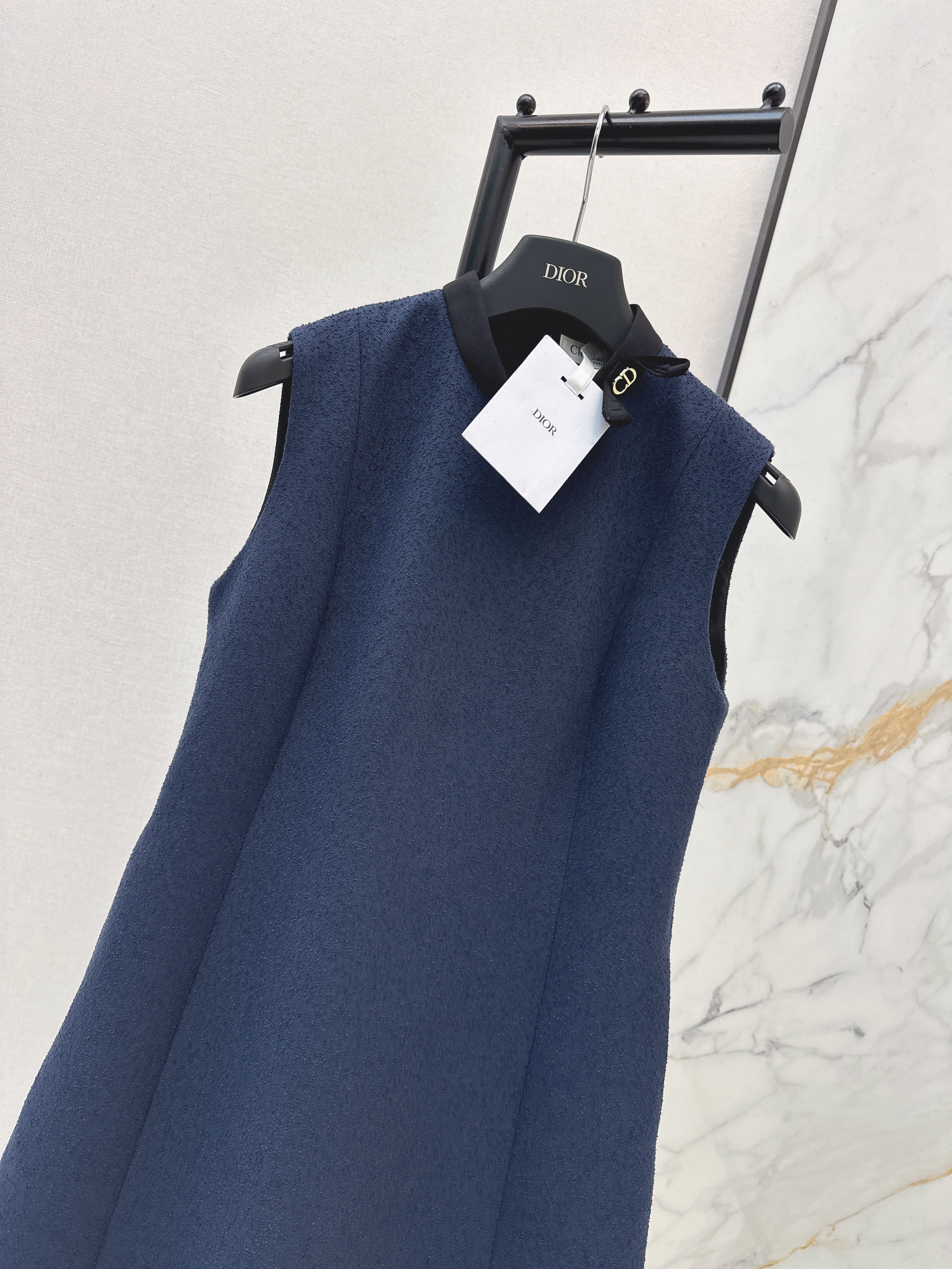 CD 26ss sleeveless dress