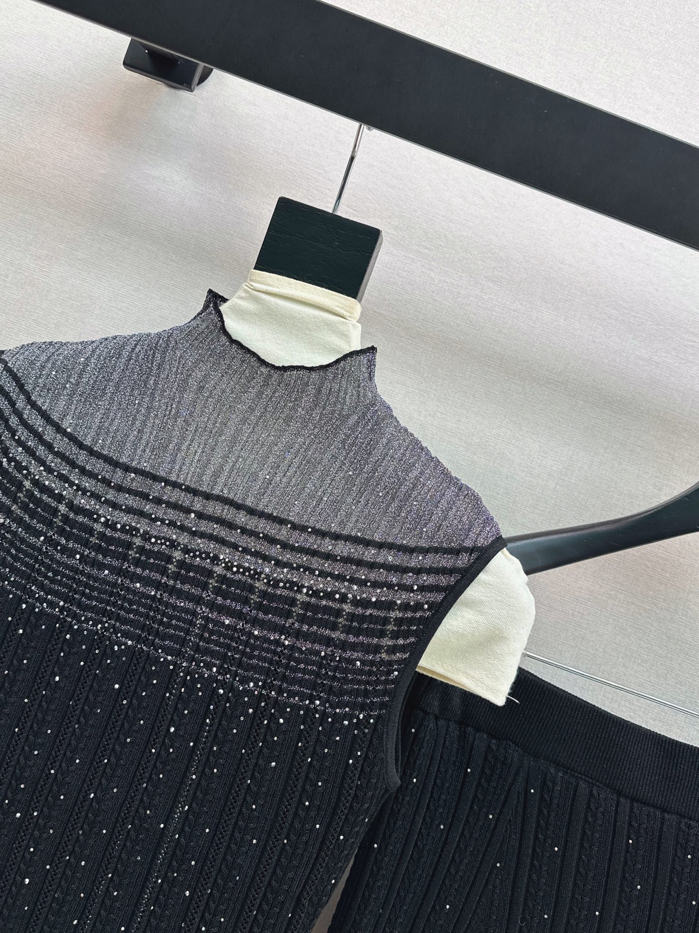 Chan 26ss sleeveless knit vest skirt set