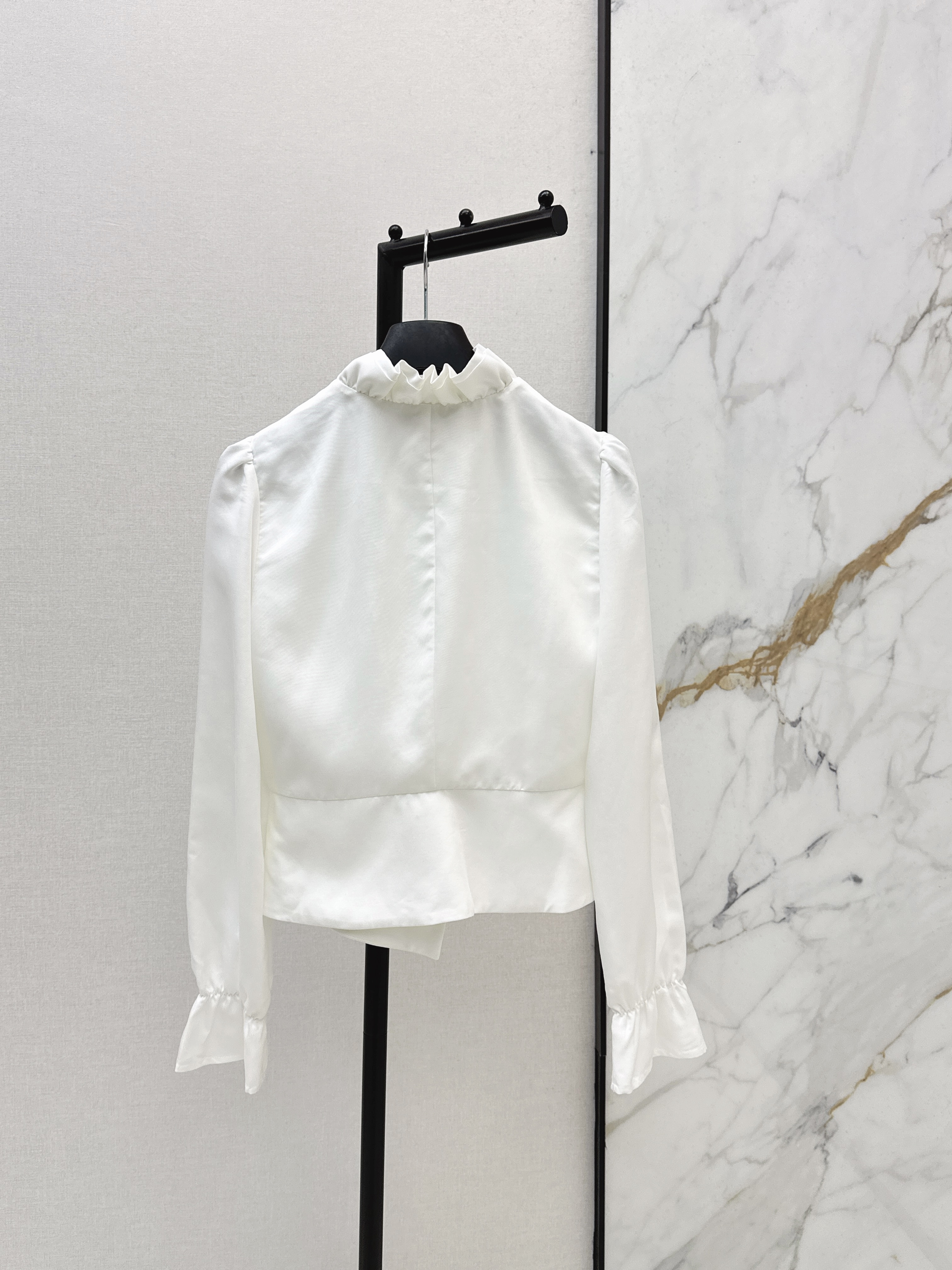 CD 26ss ruffle shirt