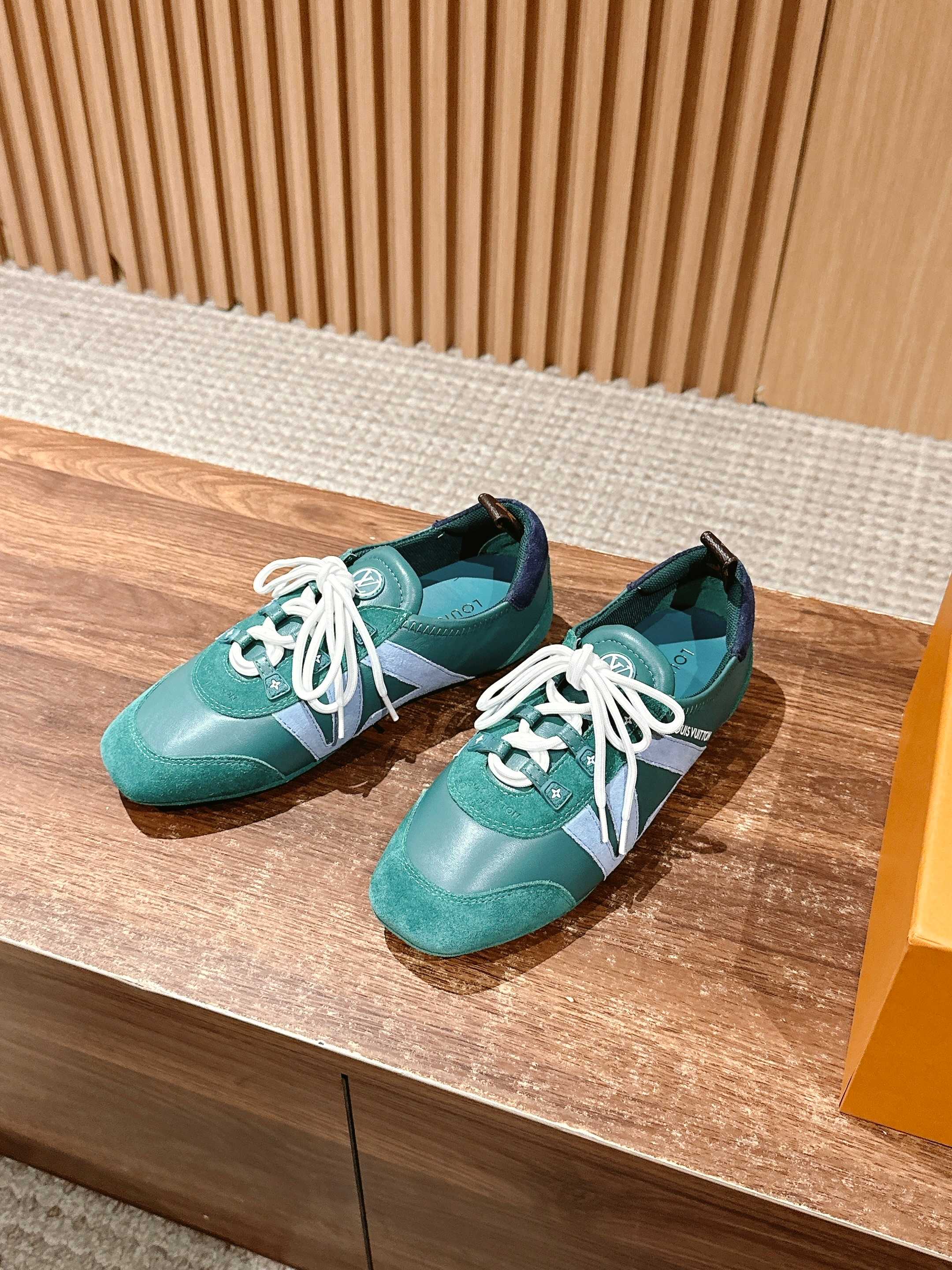 Loui 25fw sneaker