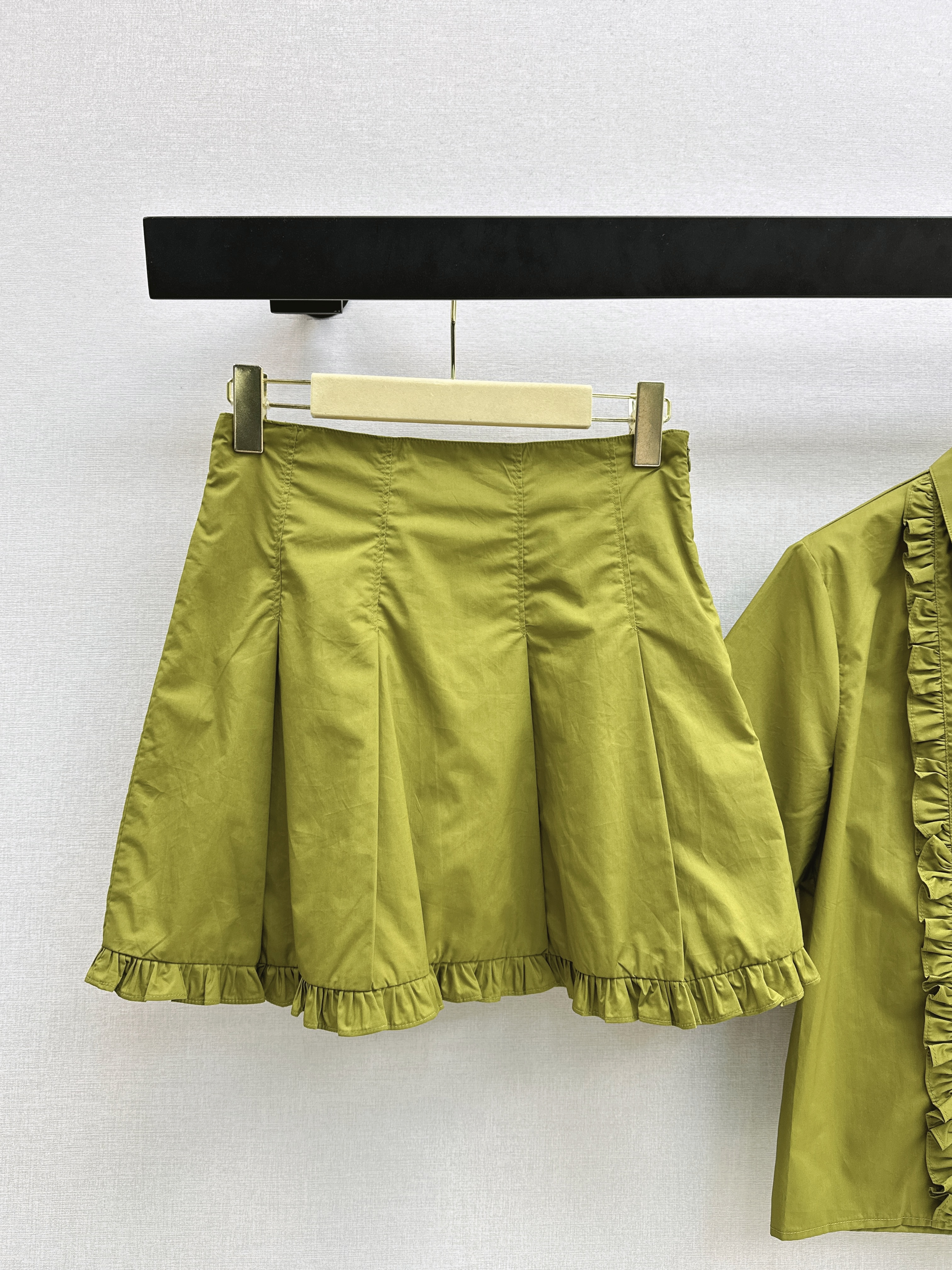 Miu 26ss ruffle shirt skirt sets
