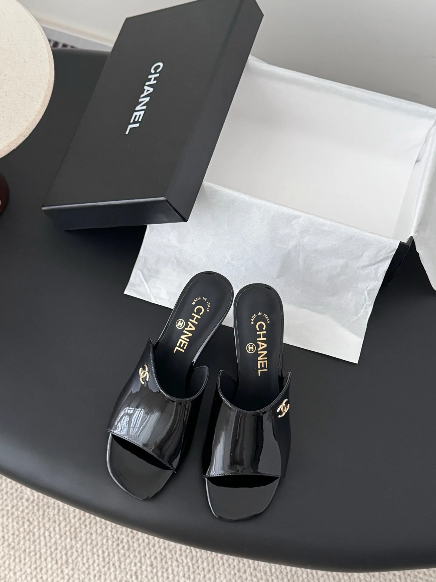 Chan 25fw kitten slides sandals