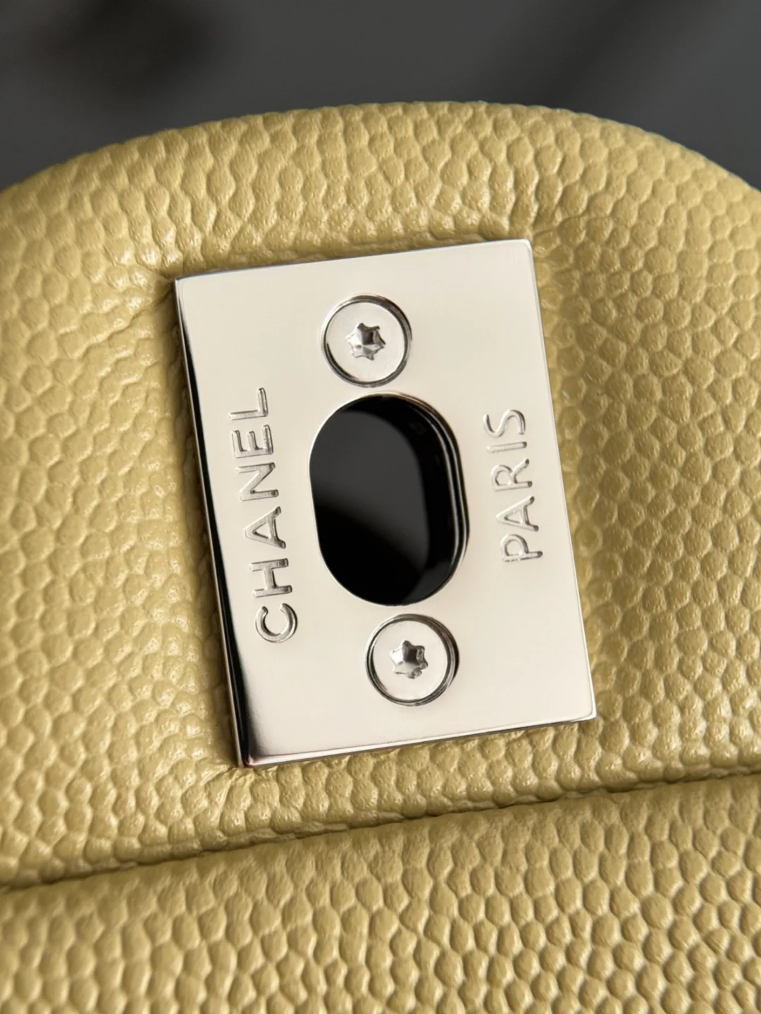 Chan cf23 chain shoulder bag