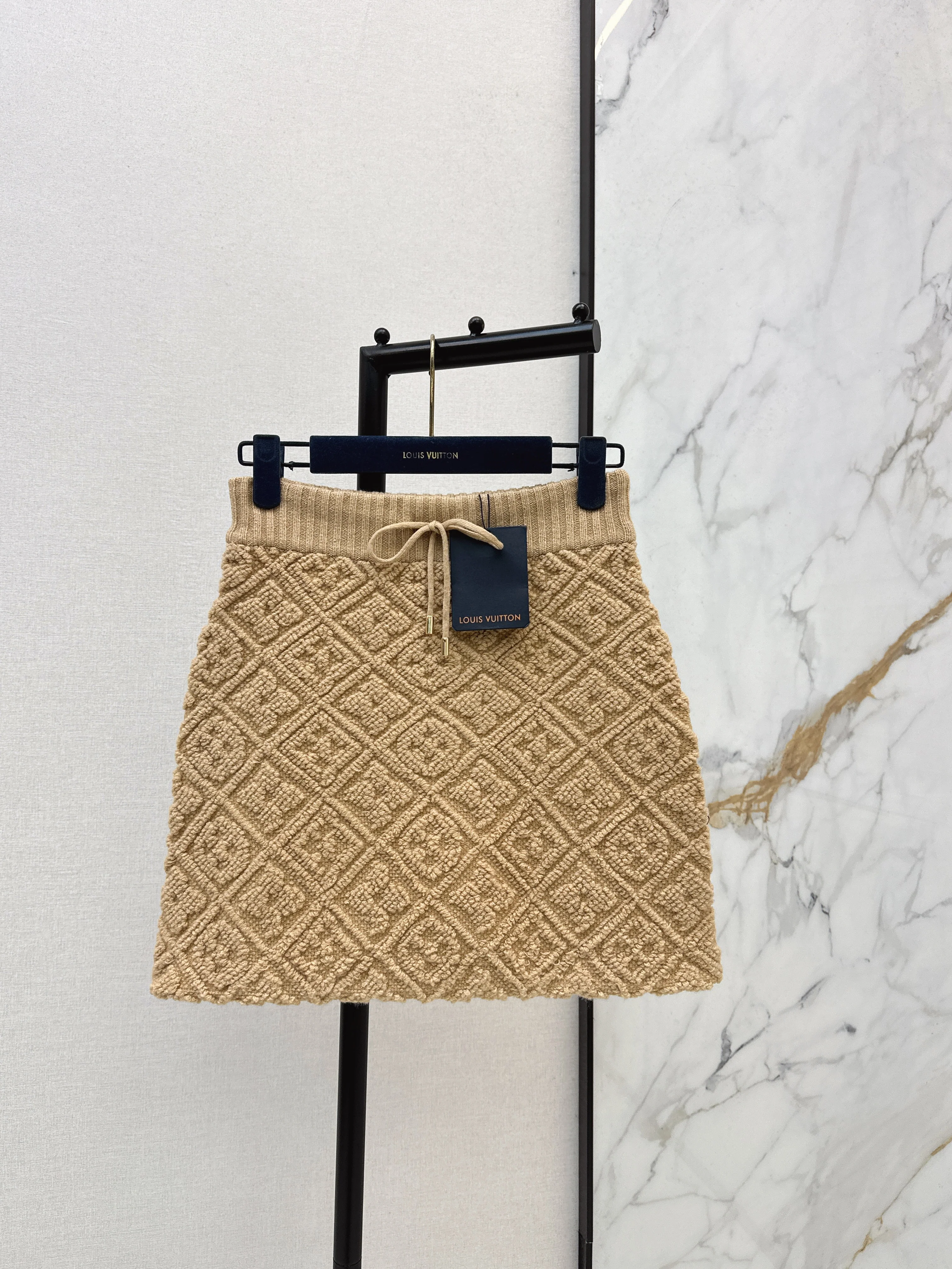 Louis 26ssc textured knit skirts