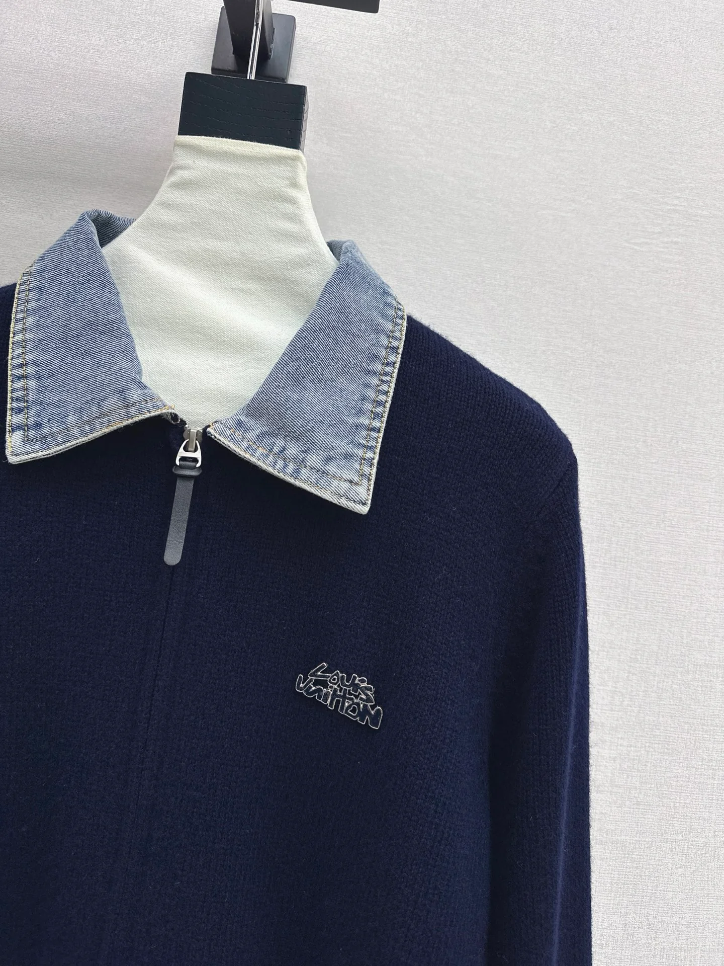 Loui 25fw polo cardigan