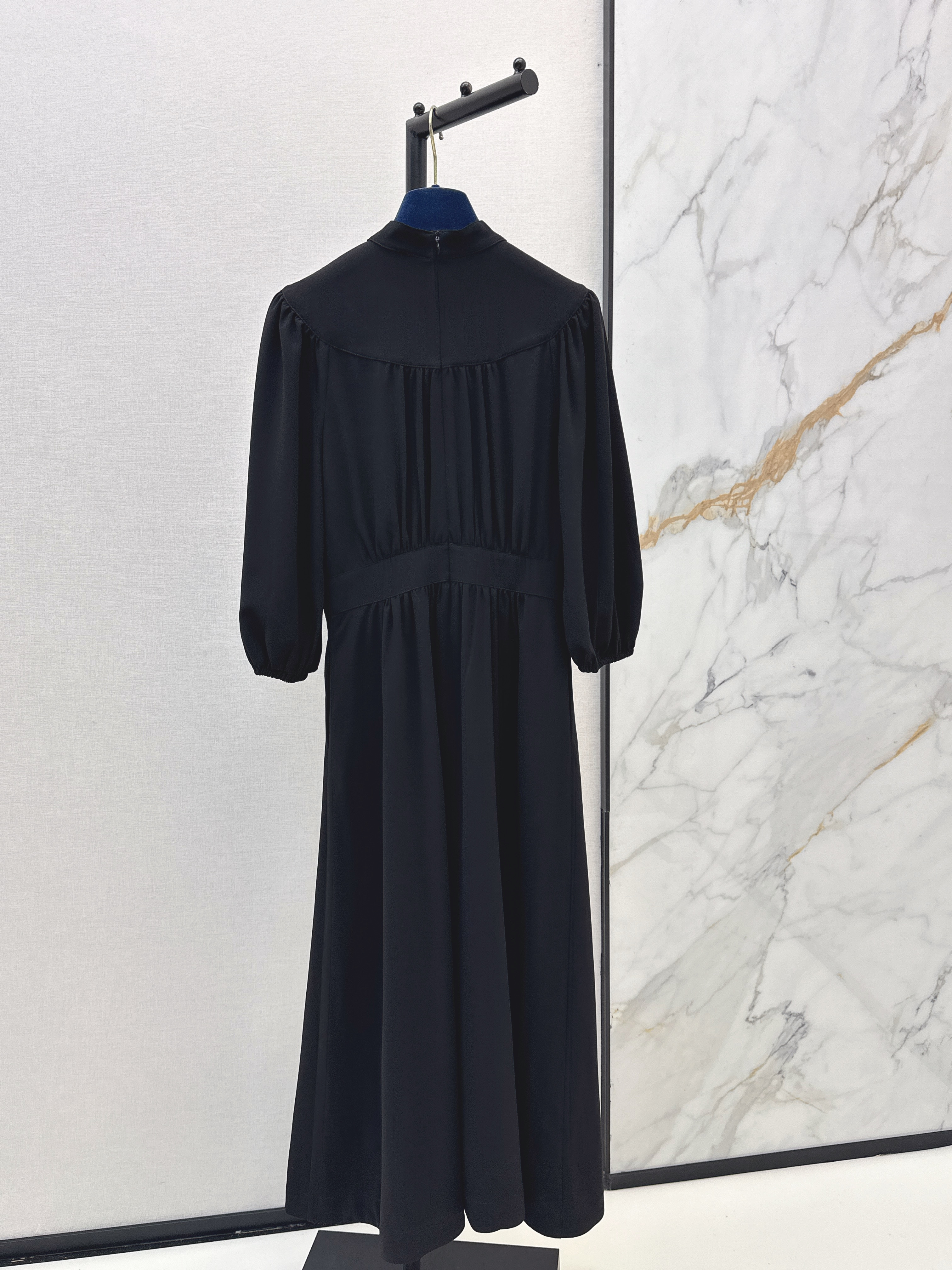Loui 26ss empire-waist maxi dress