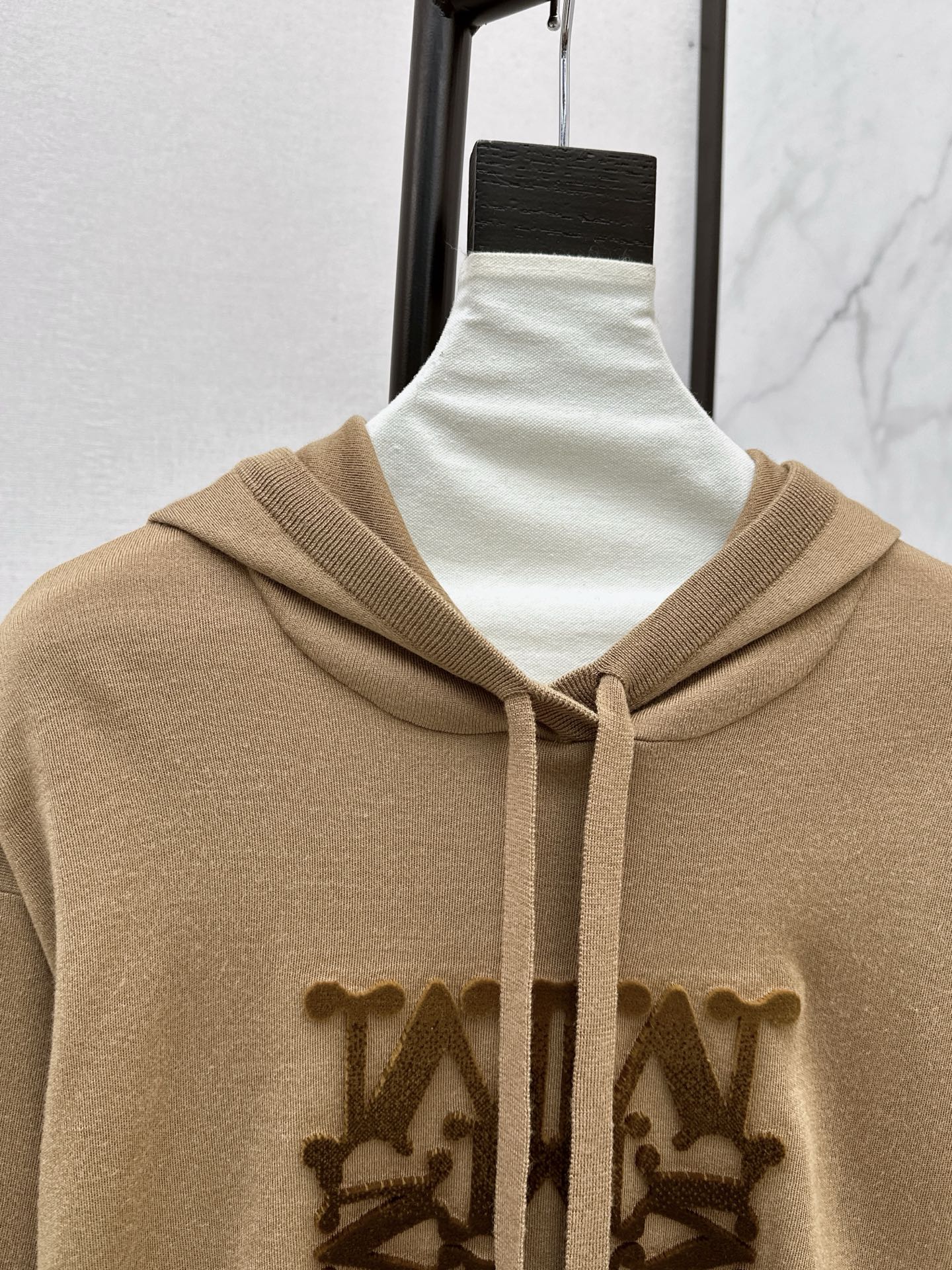 Max 25fw hooded sweater