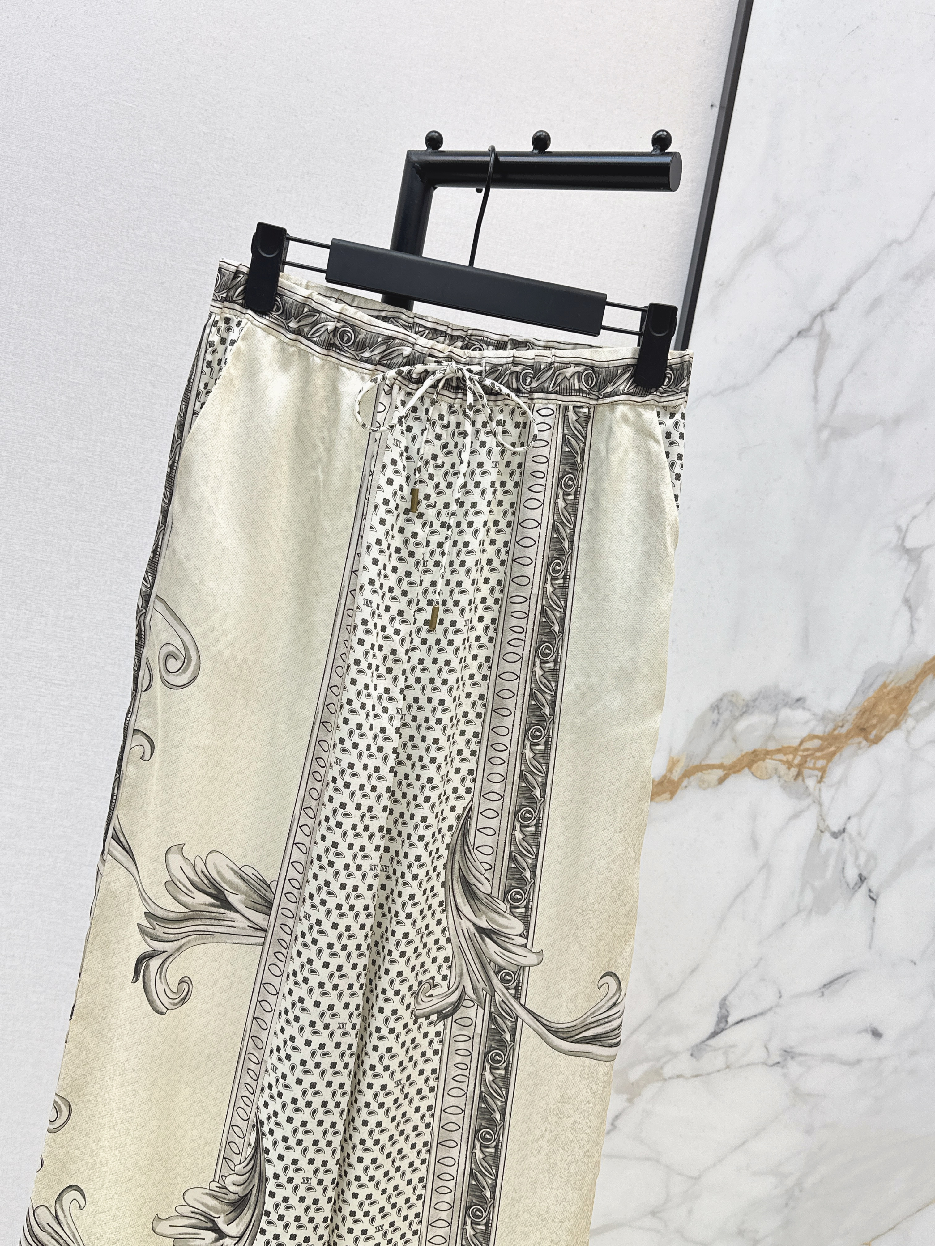 Max 26ss print silk pants