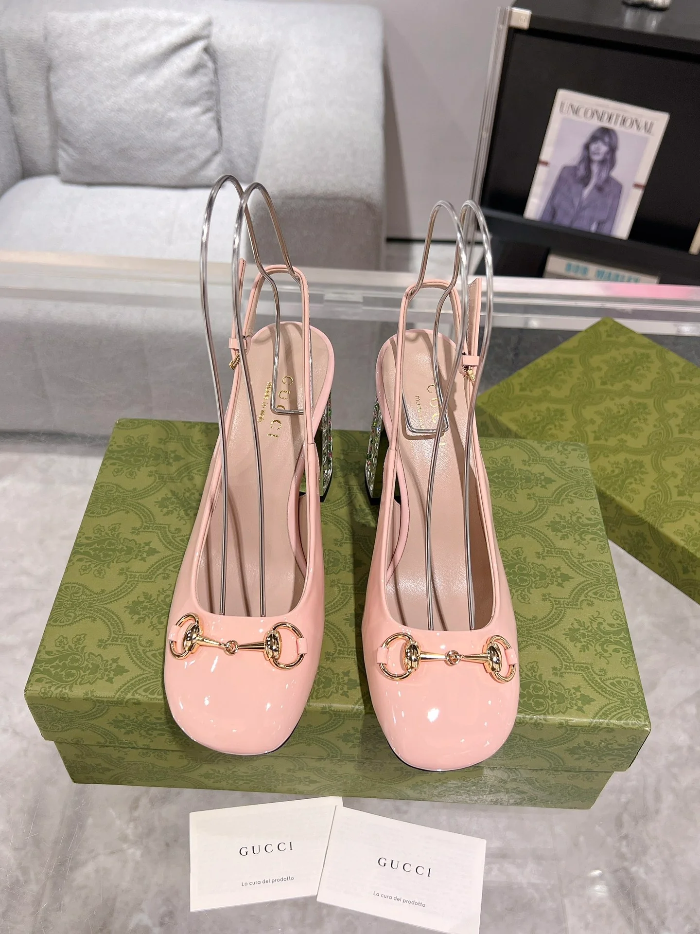 Gucc 26ss rhinestone slingback chunky high heel