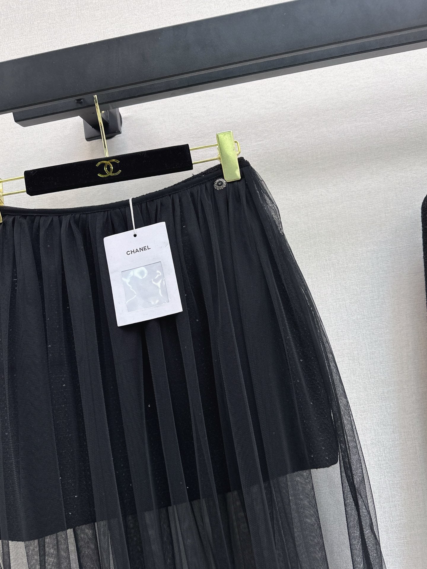 Chan 25fw woven skirt+ mash skirt set