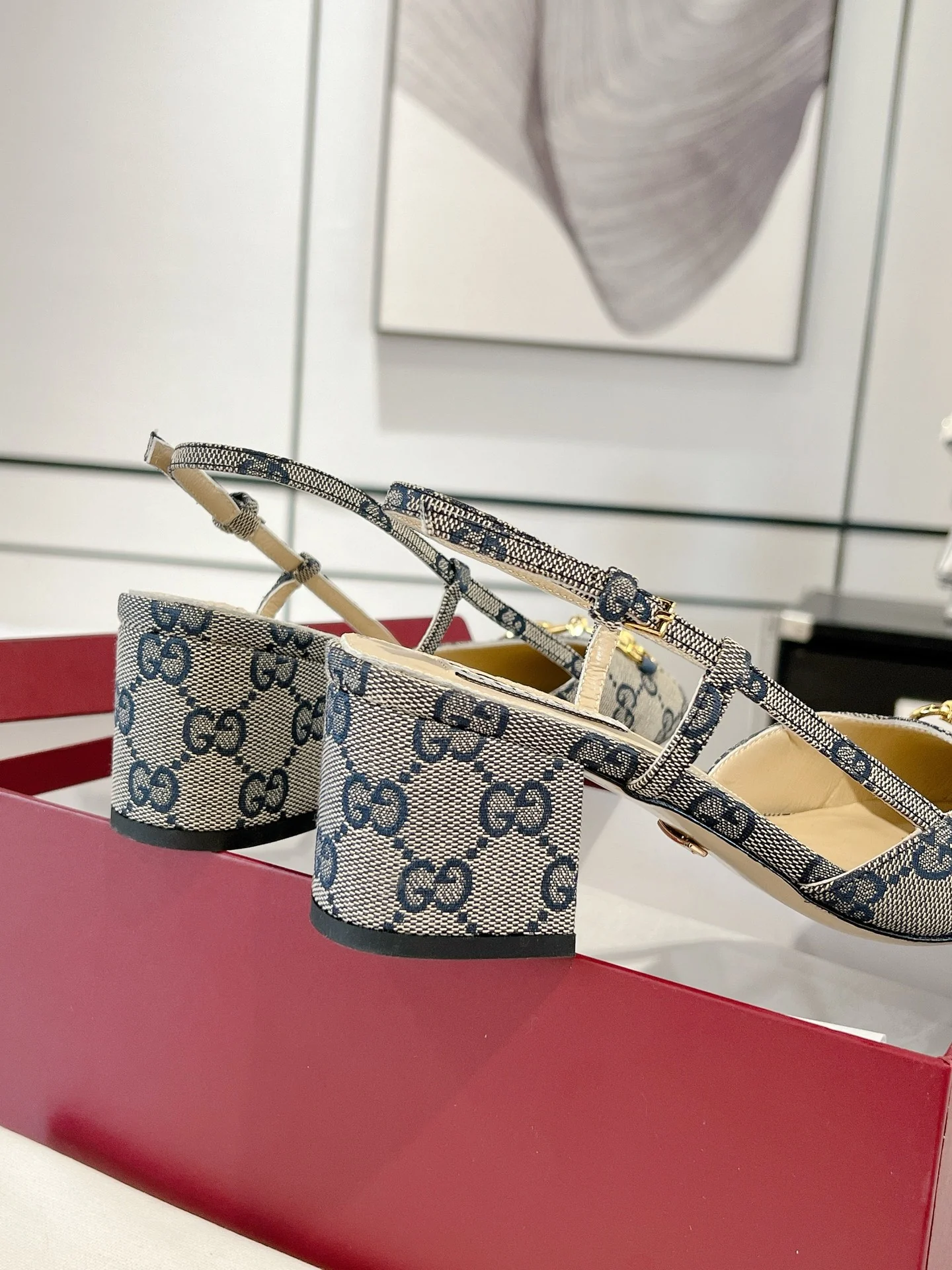 Gucc 25fw slingback chunky heels