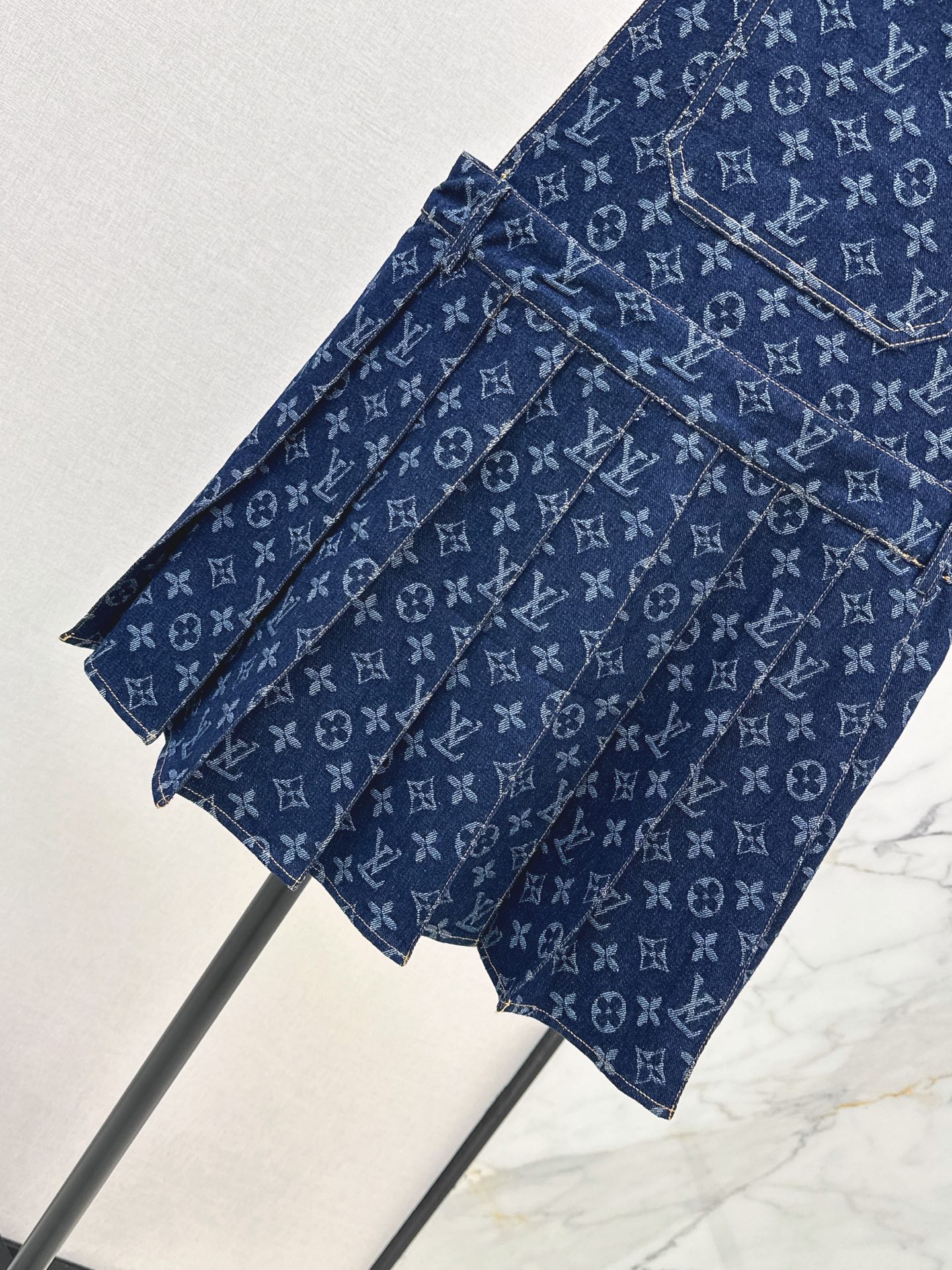 Loui 26ss jumper skirt