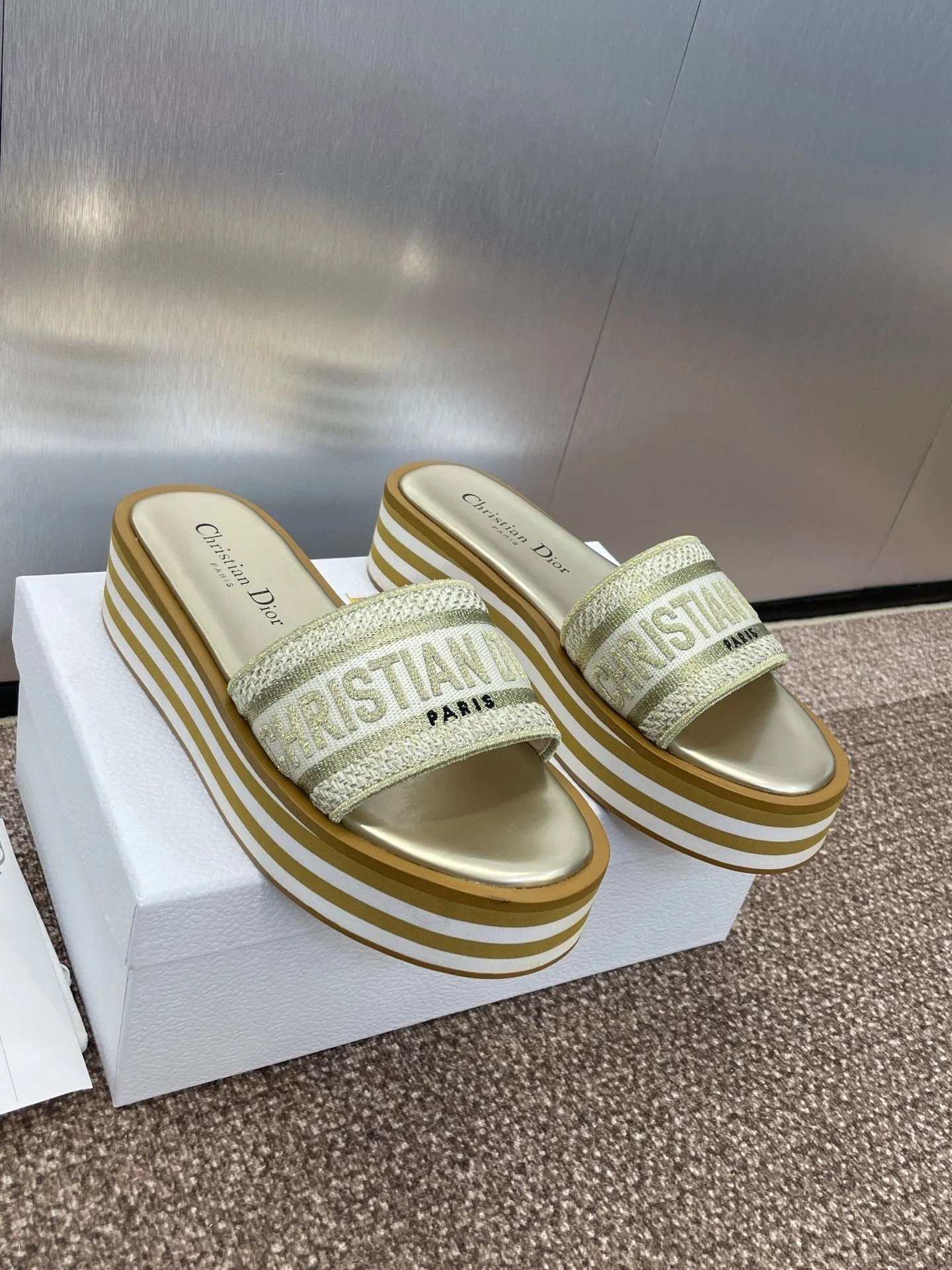 D 25ss ivieta dway slippers