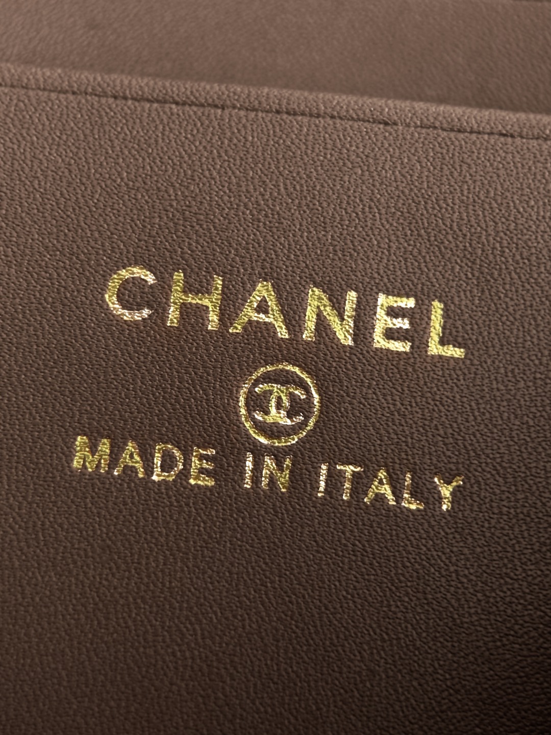 Chan 26S LP chain shoulder bag
