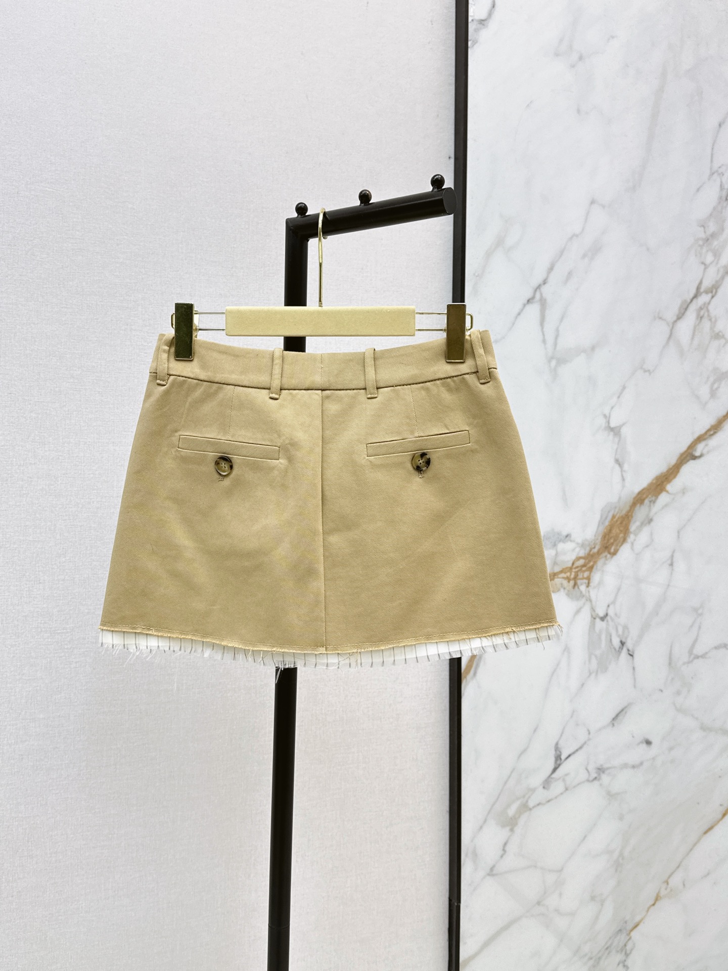 Miu 26ss contract suede mini skirt