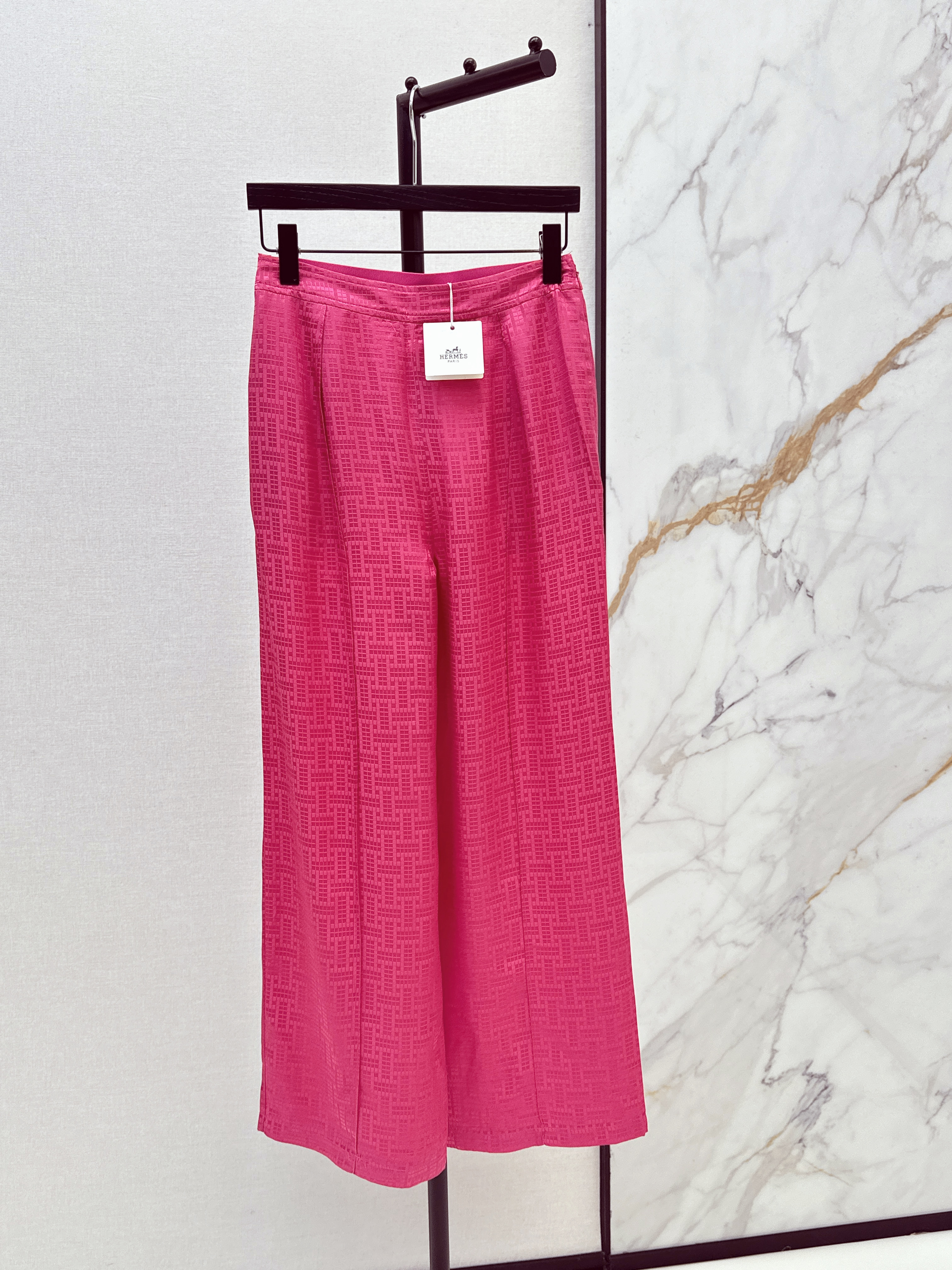 Her 26ss jacquard silk pant