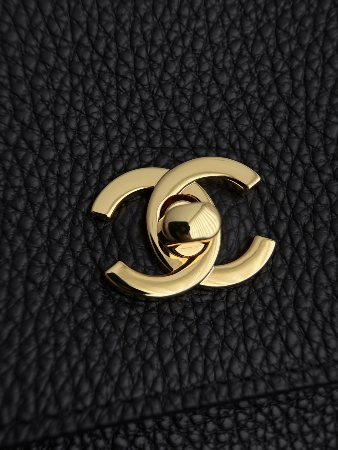 Chan 26S large tote bag