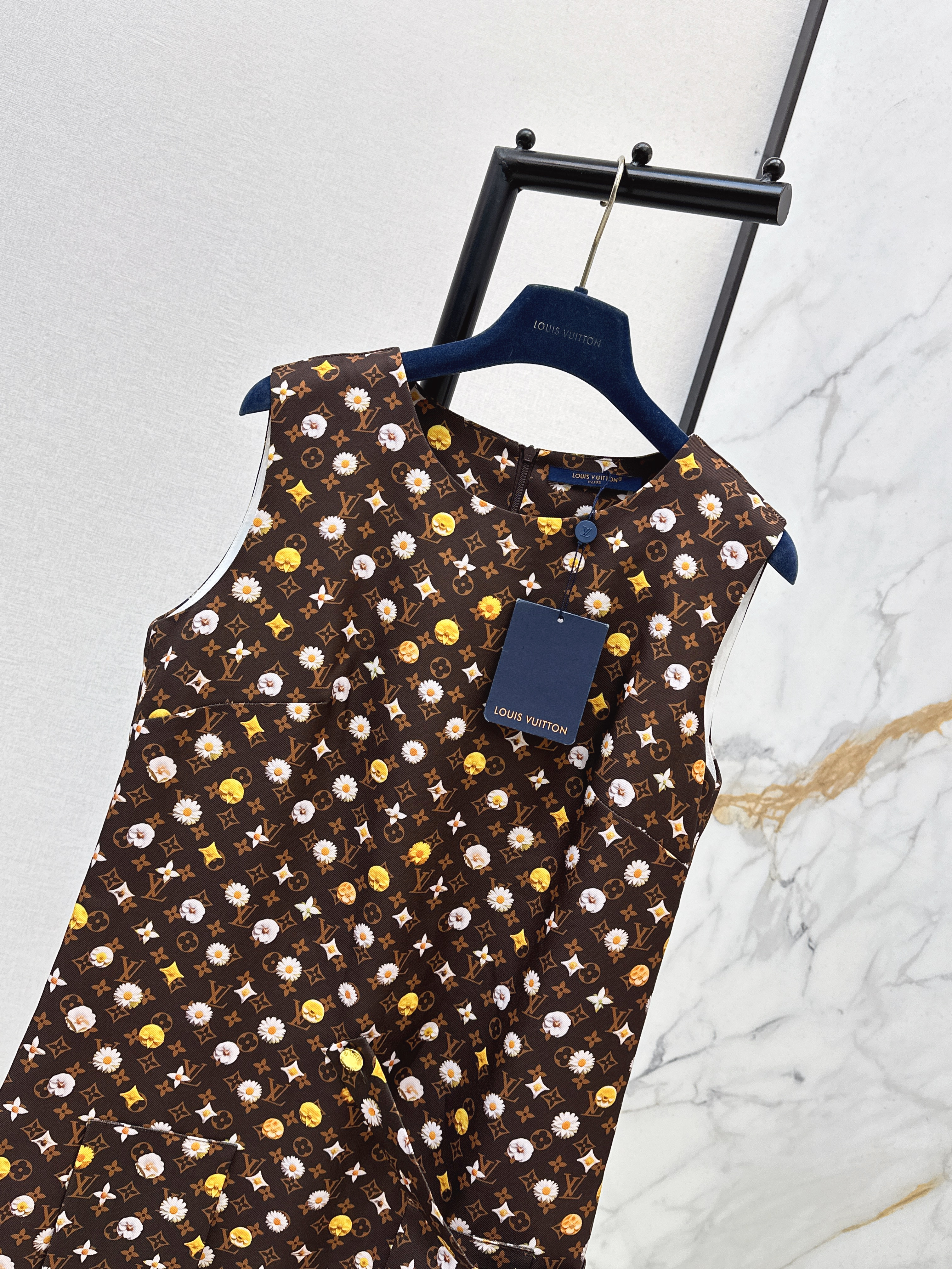 Loui 26ss print sleeveless dress