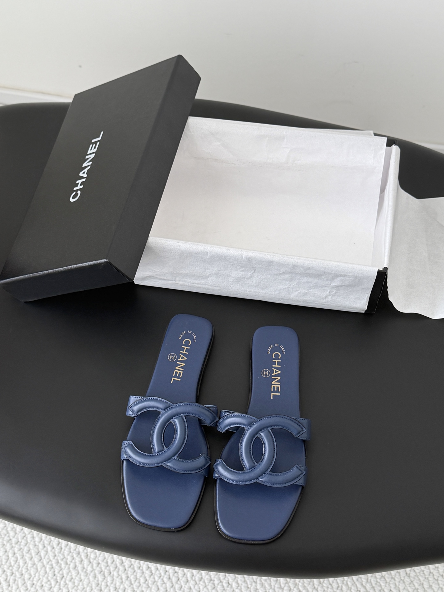 Chan 26P slippers