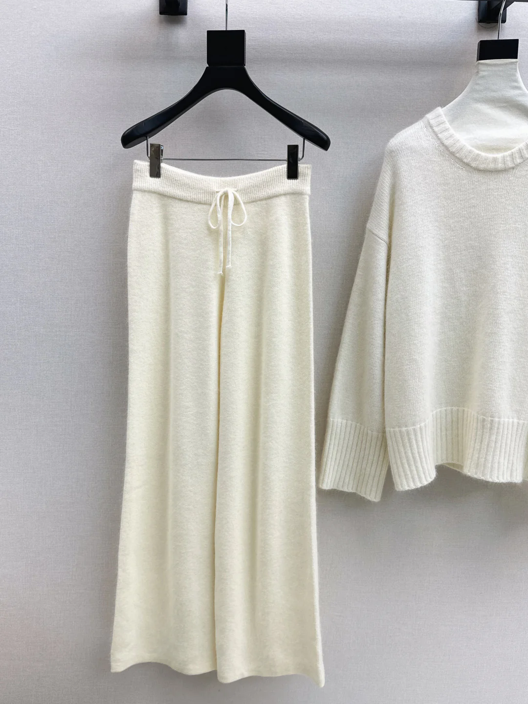 Brun 25fw knit sweater pants set