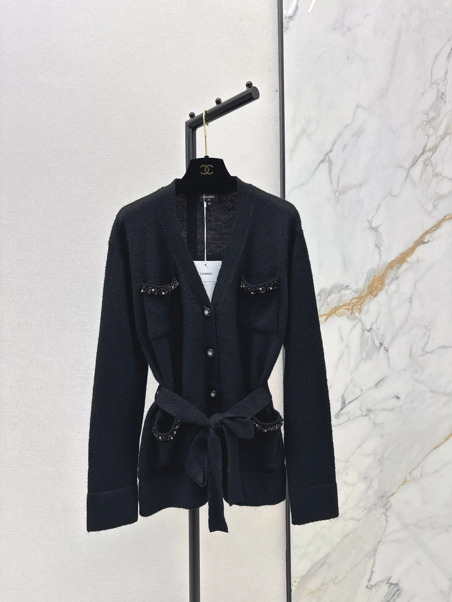 Chan 25fw v-neck cardigan