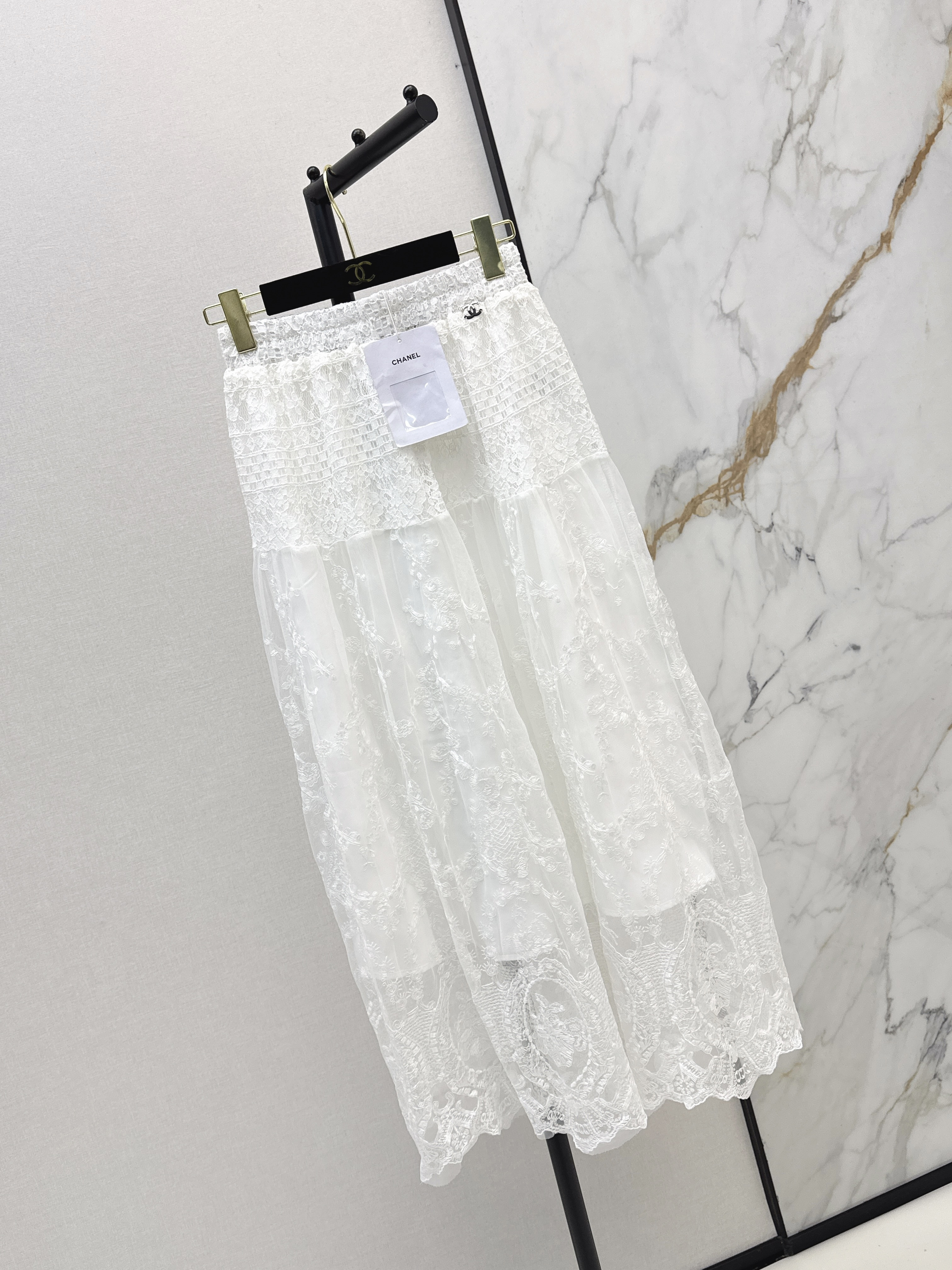 Chan 26ss lace skirt
