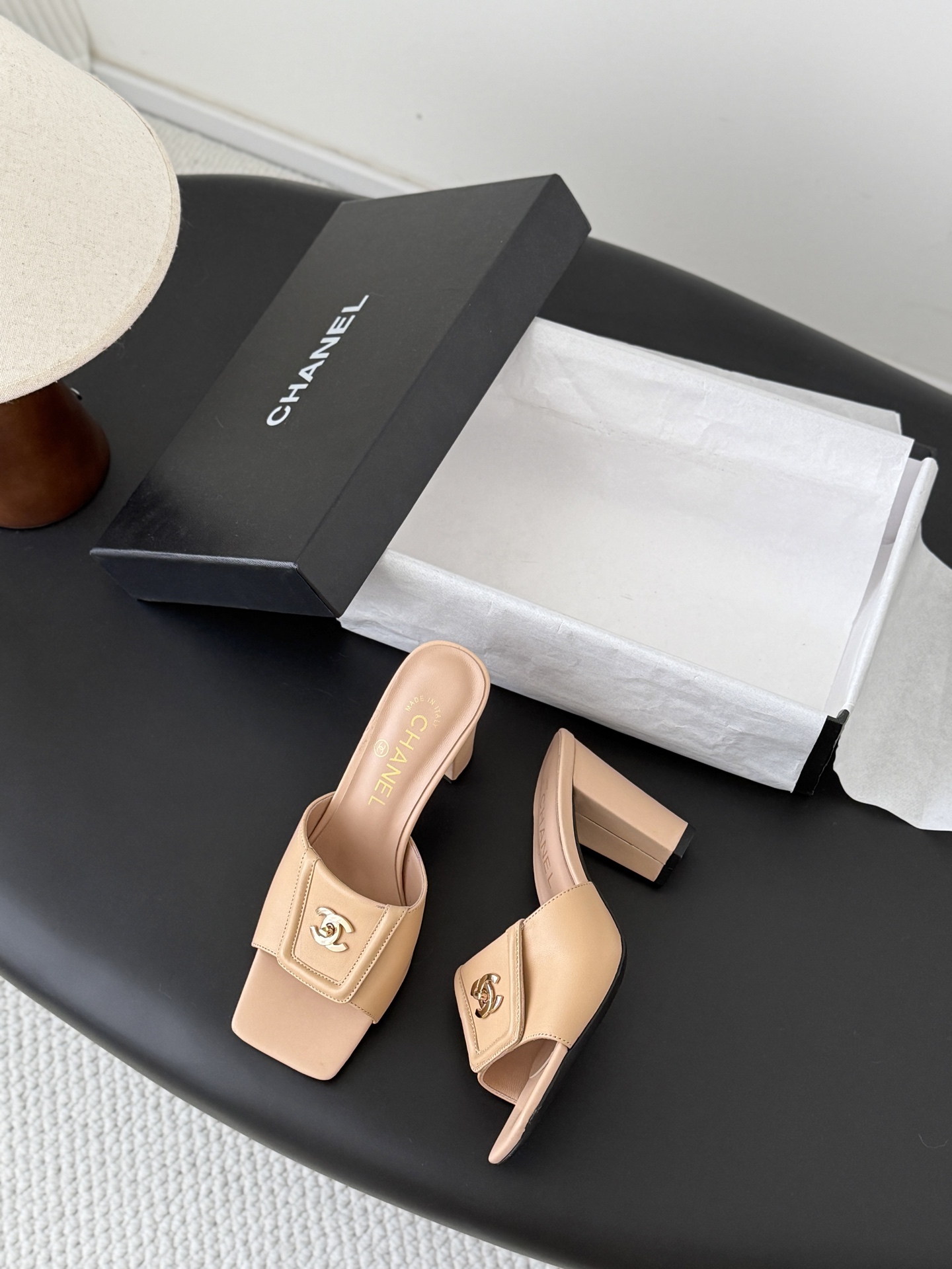 Chan 26C mule block heel