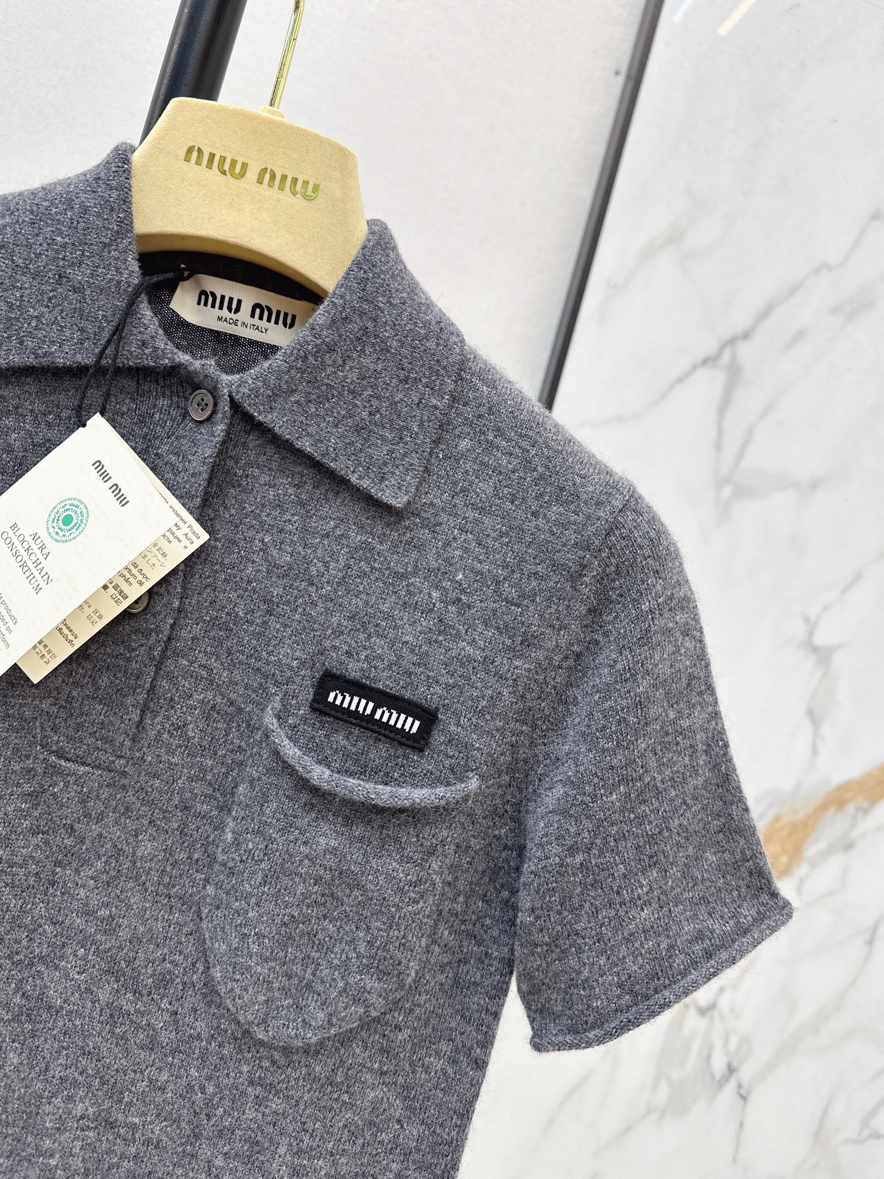 Miu 26ss polo knitwear