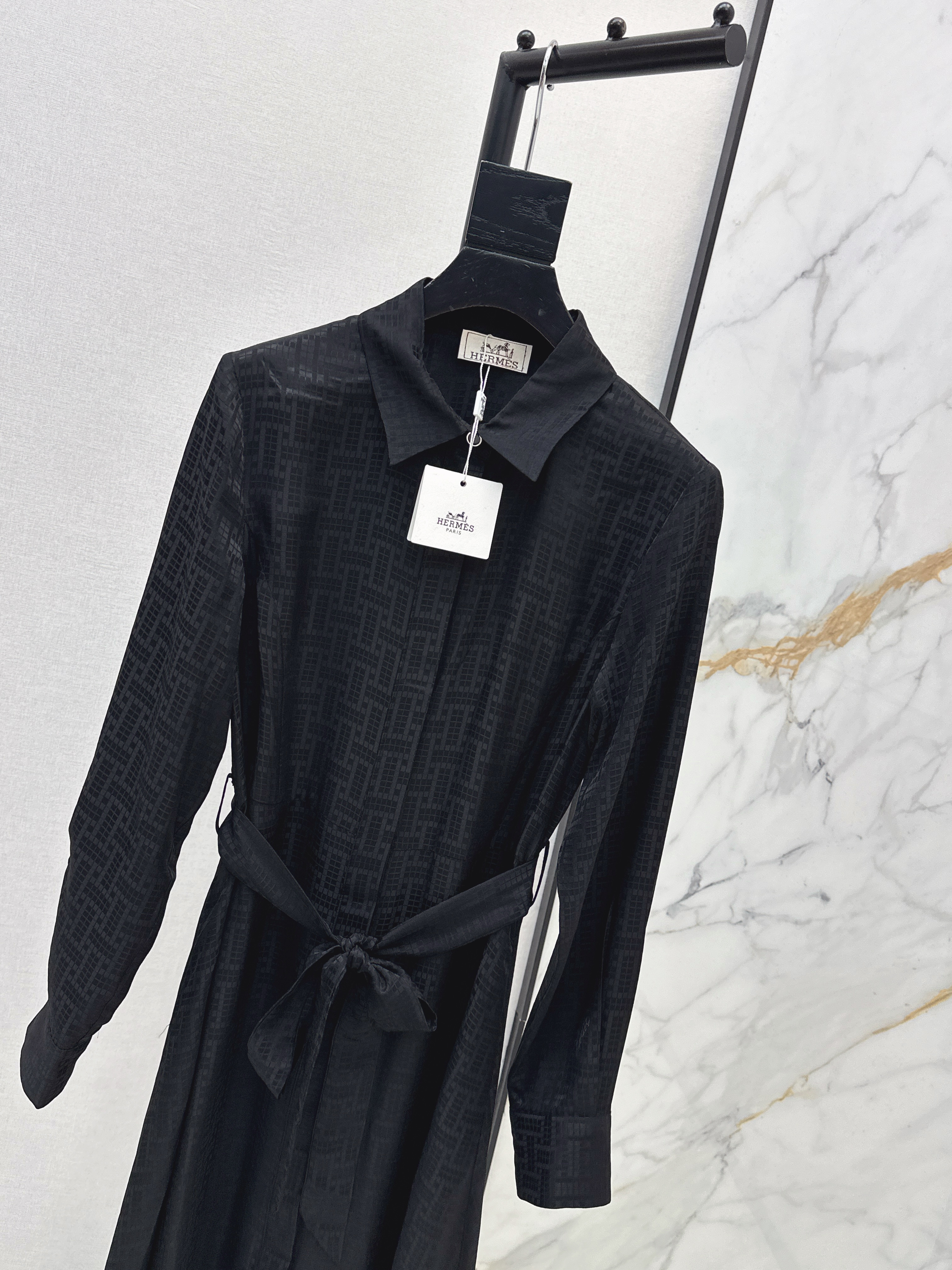Her 26ss jacquard silk dress
