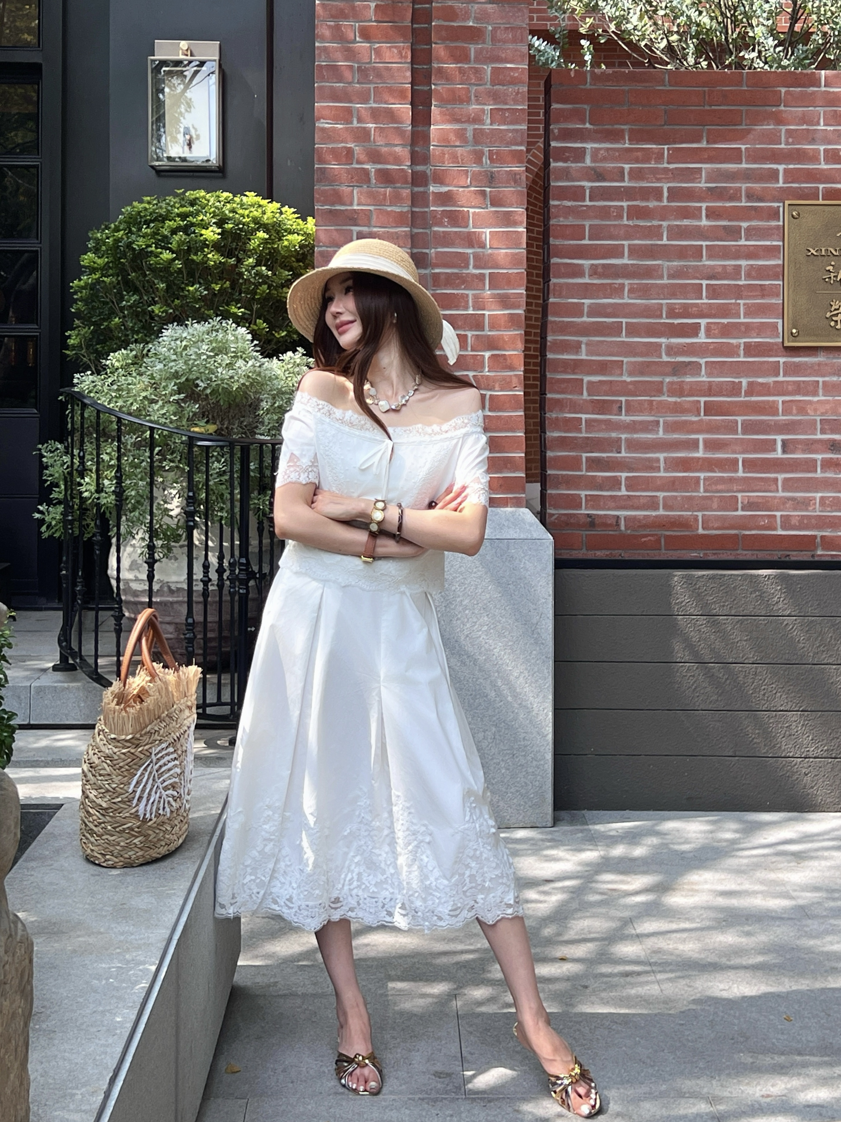 ES 26ss lace crop top skirt set