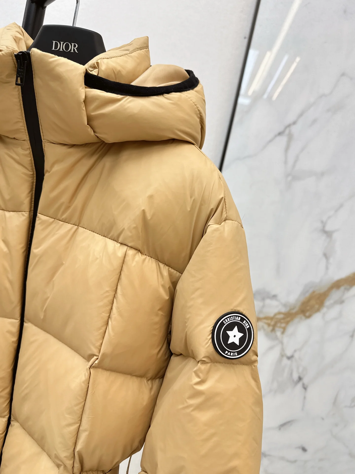 CD 25fw down jacket