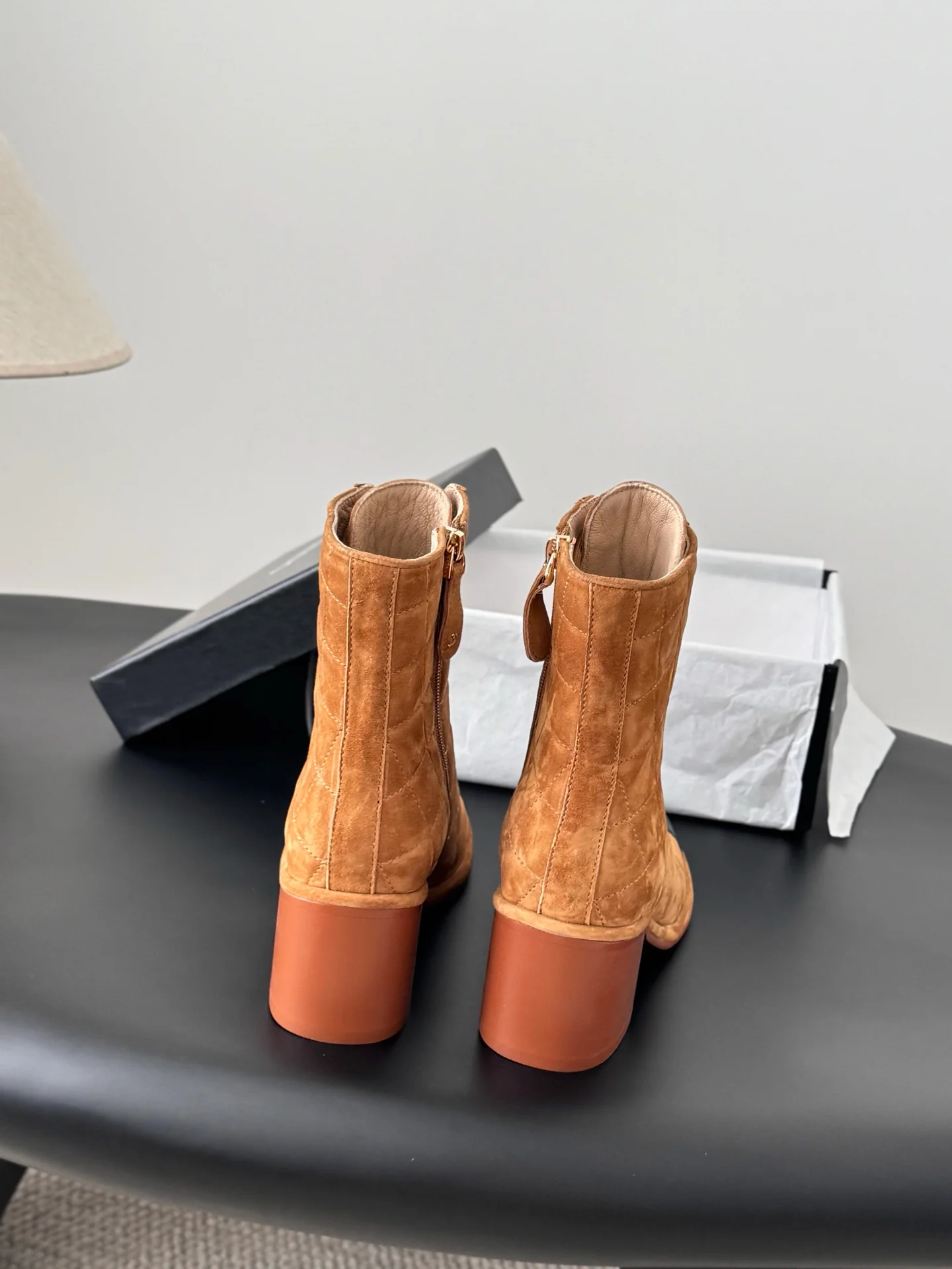 Chan 26ss ankle boots