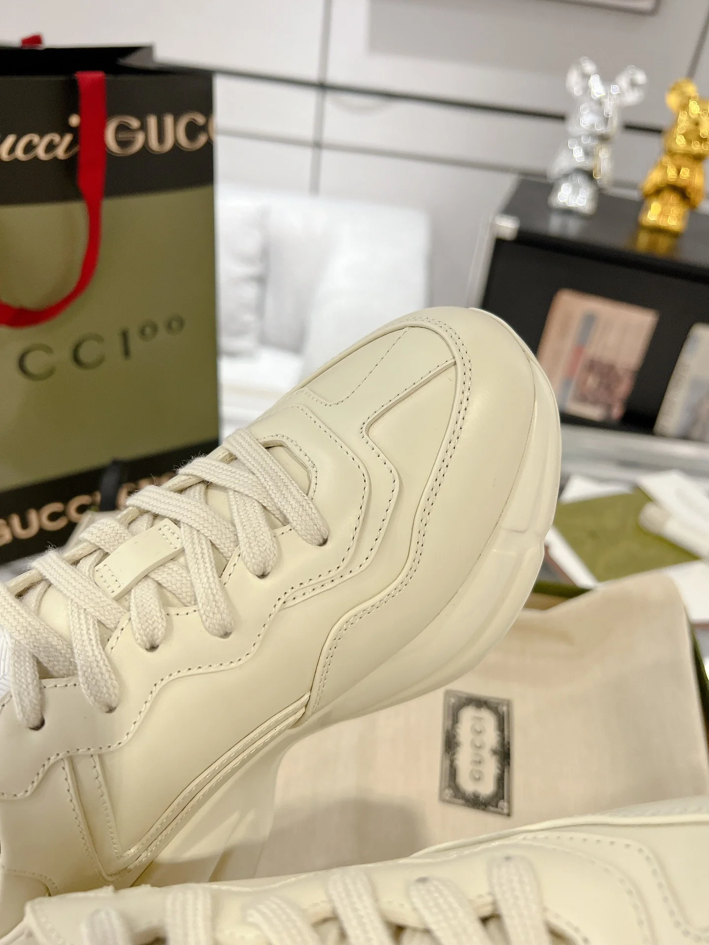 Gucc 25fw dad's shoes