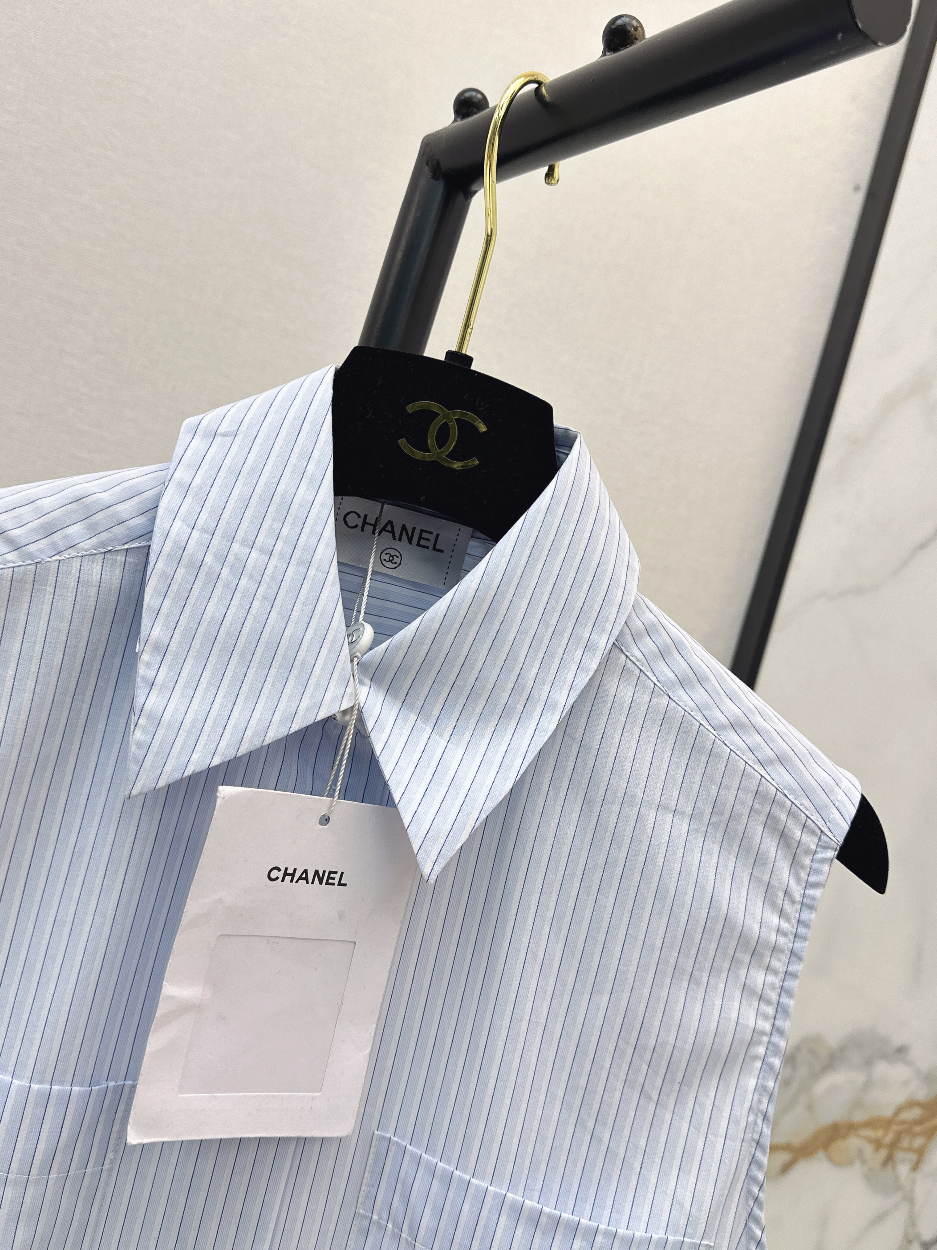 Chan 26ss sleeveless shirt