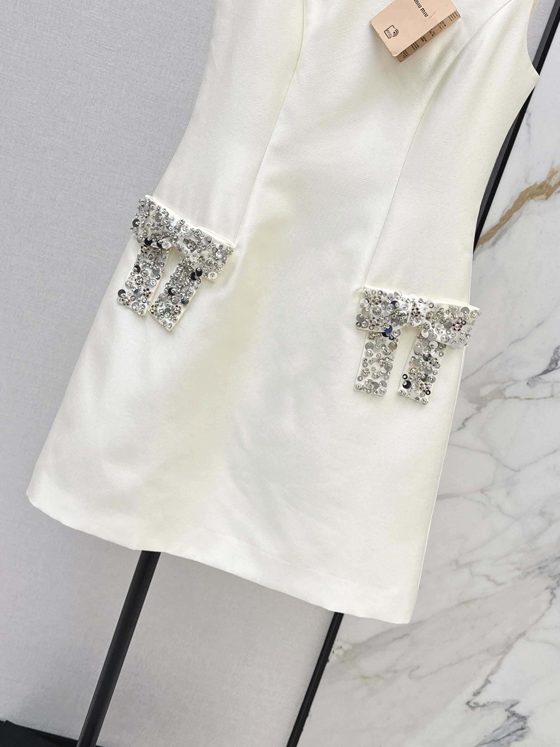 Miu 26ss rhinestone sleeveless dress