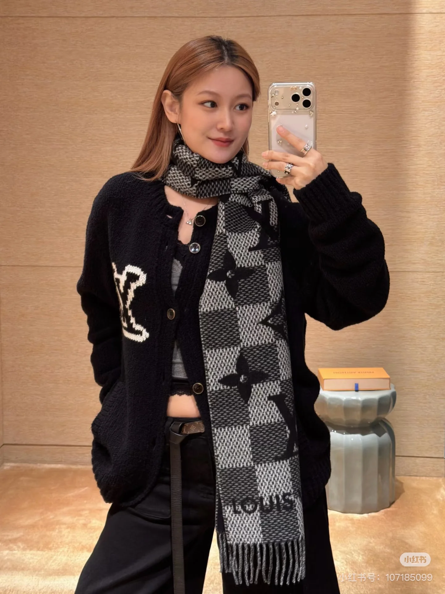 Loui 25fw jacquard cardigan