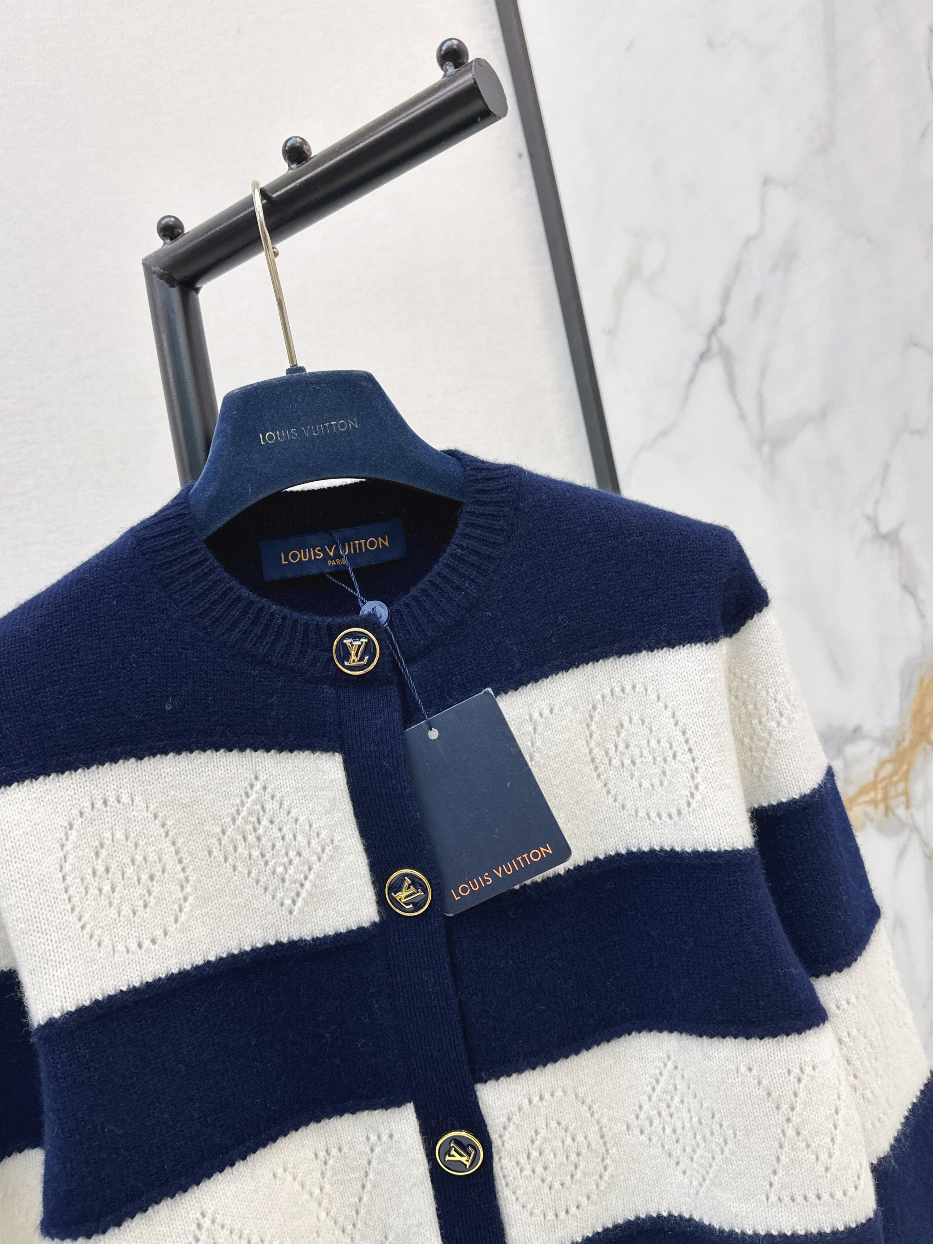 Loui 26ss stripe knit cardigan